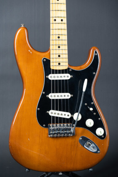 1974 Fender Stratocaster - Mocha