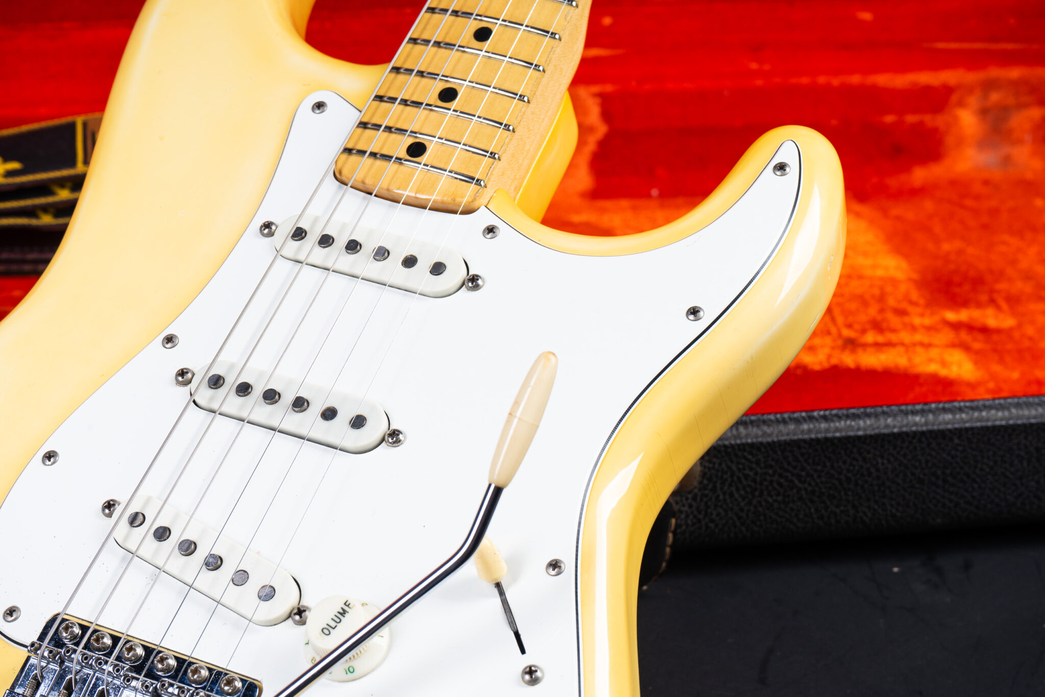 ギター FenderProfessionalII Stratocaster 1974 Stratocaster Black / Maple
