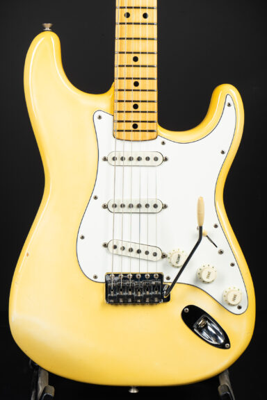1974 Fender Stratocaster - Olympic White