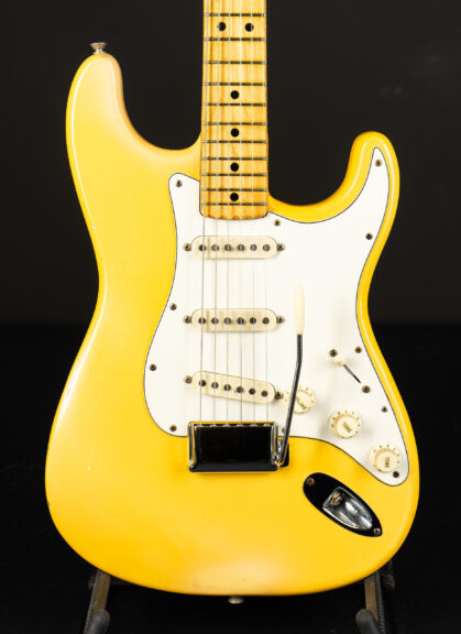 1974 Fender Stratocaster - Olympic White