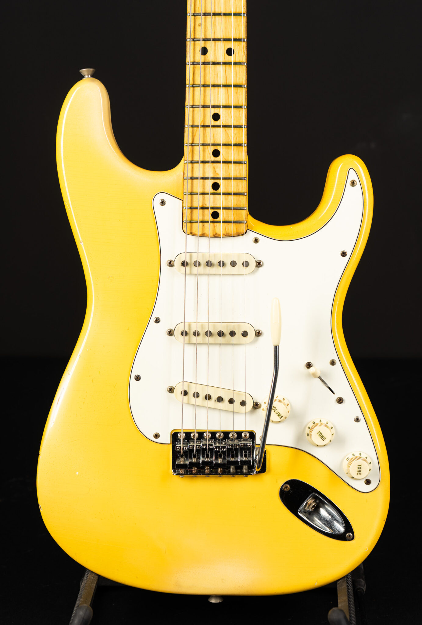 1974 Fender Stratocaster Olympic White GuitarPoint 1974-fender-stratocaster-olympic-white-guitarpoint