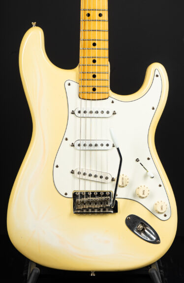 1974 Fender Stratocaster - Olympic White