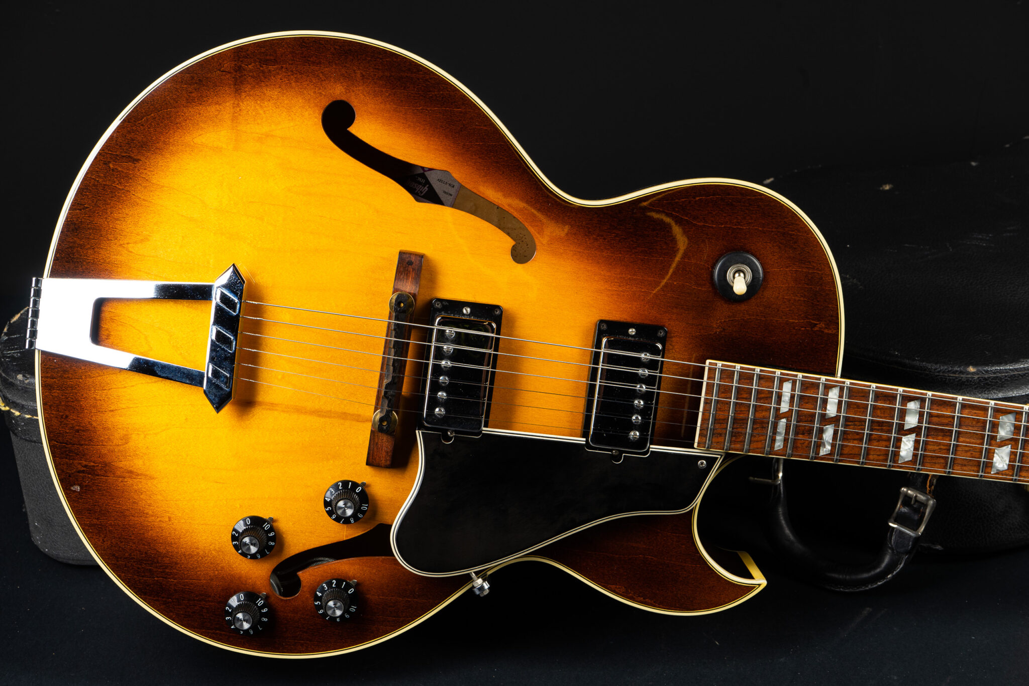 1974 Gibson ES-175 – Sunburst – GuitarPoint