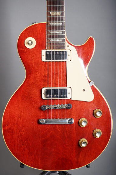 1974 Gibson Les Paul Deluxe - Cherry Red