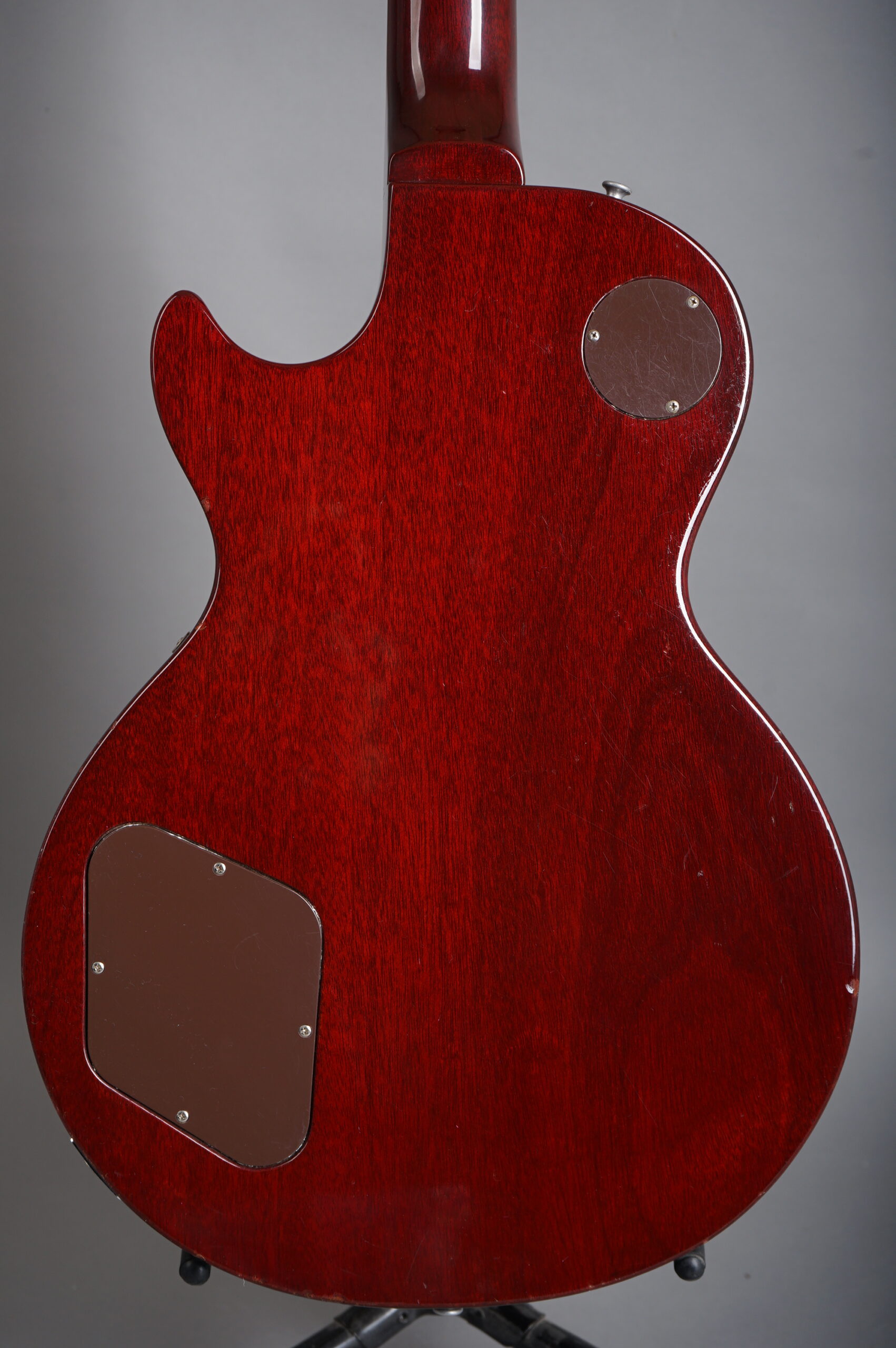 1974 Gibson Les Paul Deluxe - Cherry Red - GuitarPoint