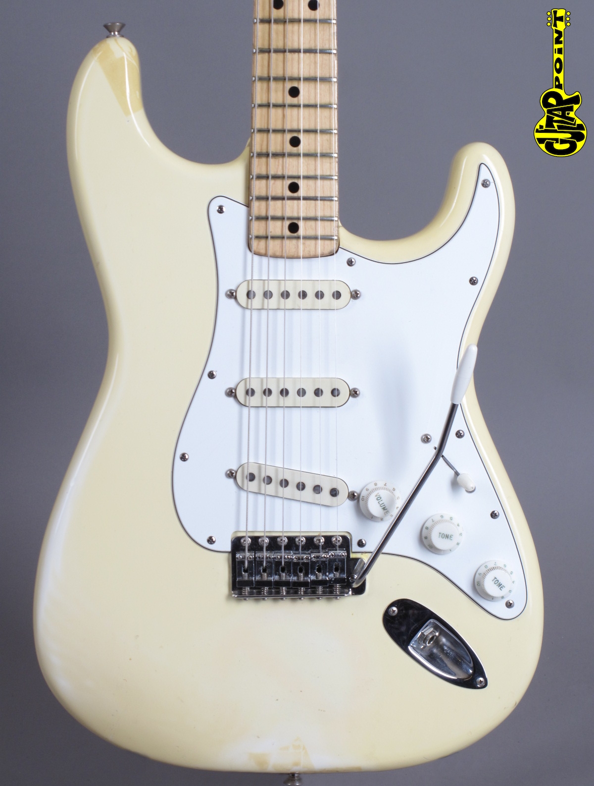 1975 Fender Stratocaster - Olympic White - GuitarPoint