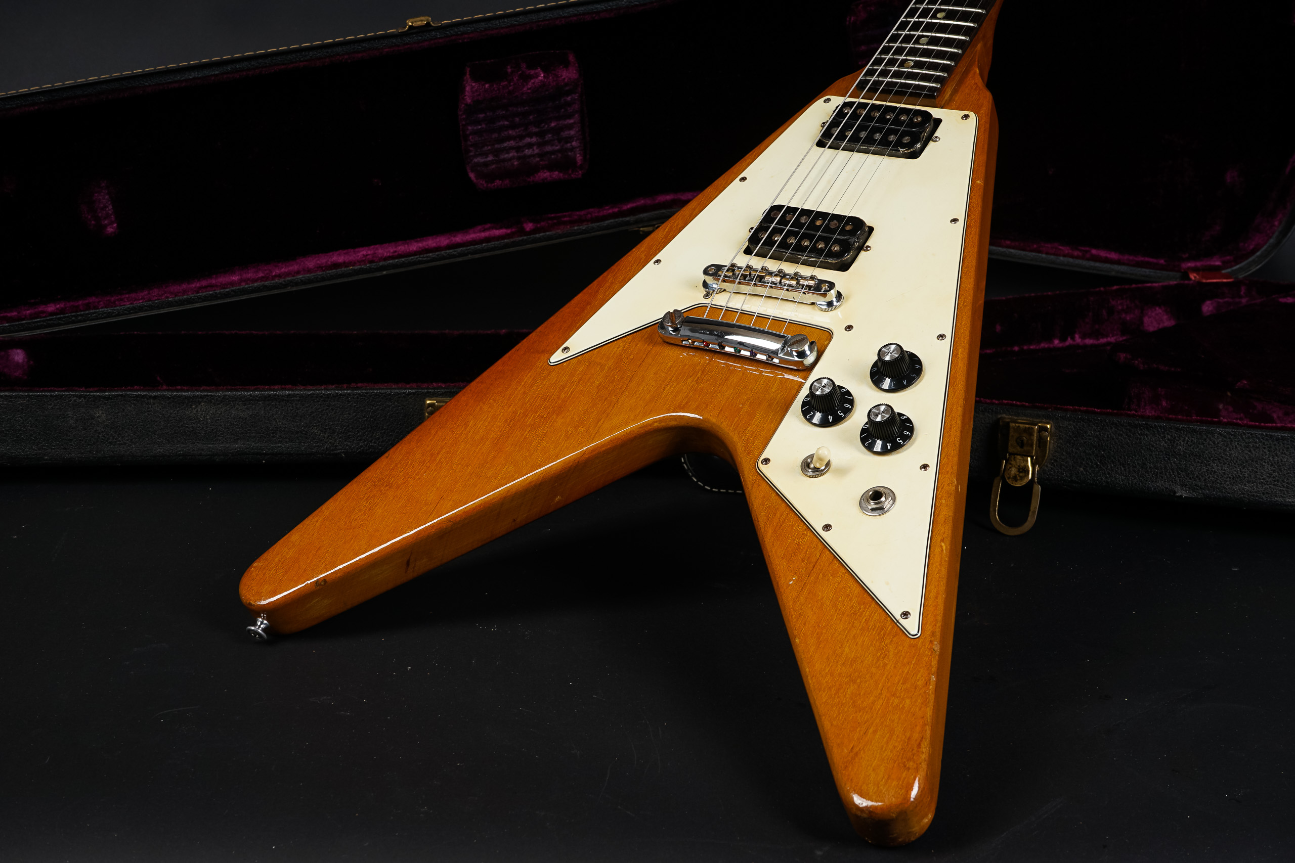 1975 Gibson Flying V - Natural - GuitarPoint