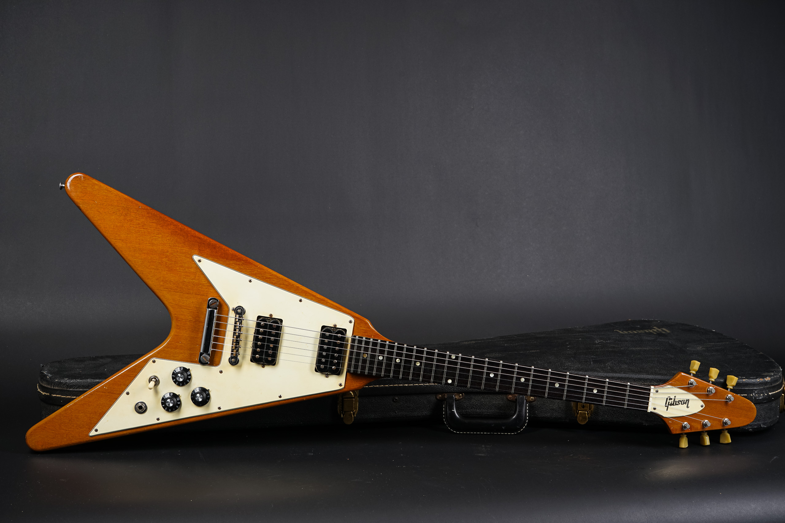 1975 Gibson Flying V - Natural - GuitarPoint