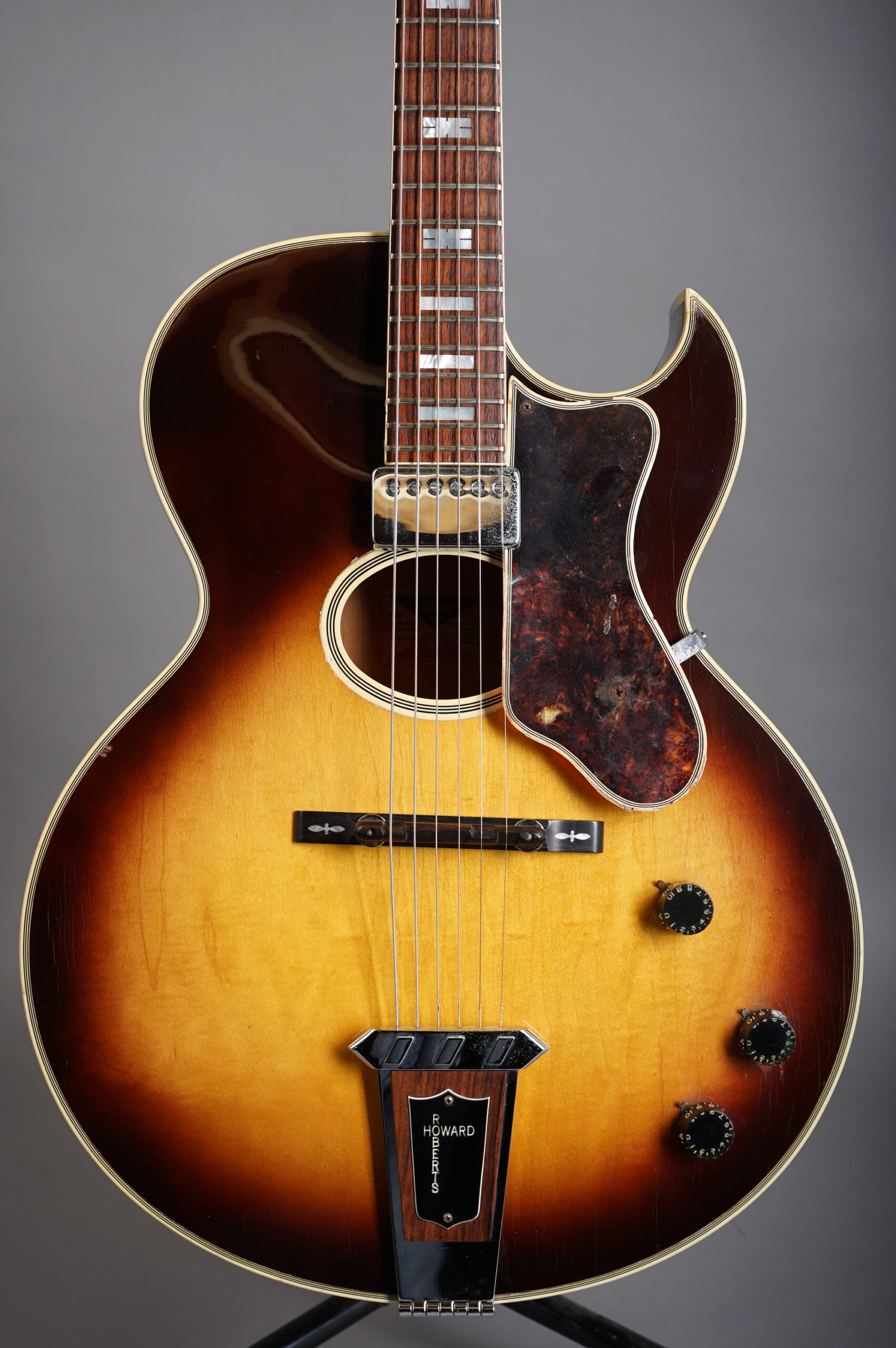 gibson howard roberts custom