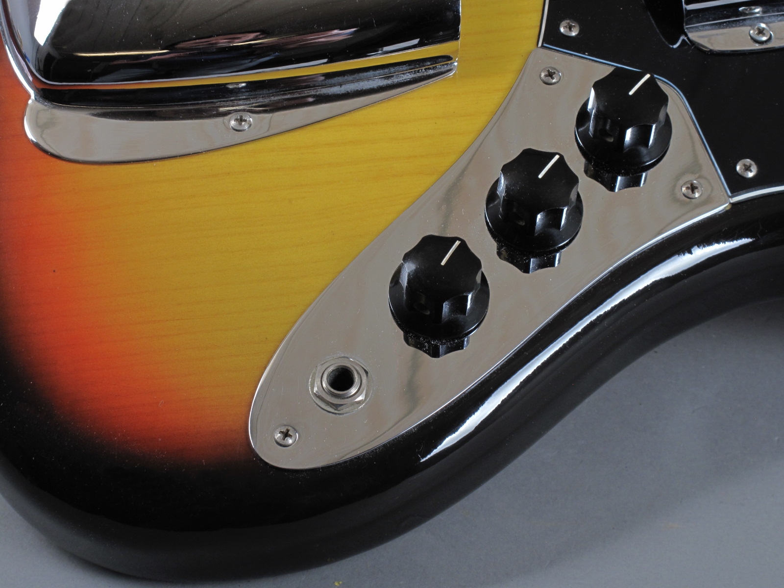 Fender Jazz Bass ダークブラウン 1966 Fender Jazz Bass – Jimmy Wallace Guitars