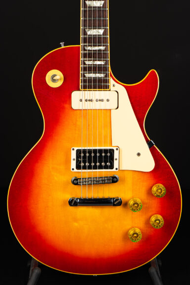 1976 Gibson Les Paul Deluxe - Cherry Sunburst