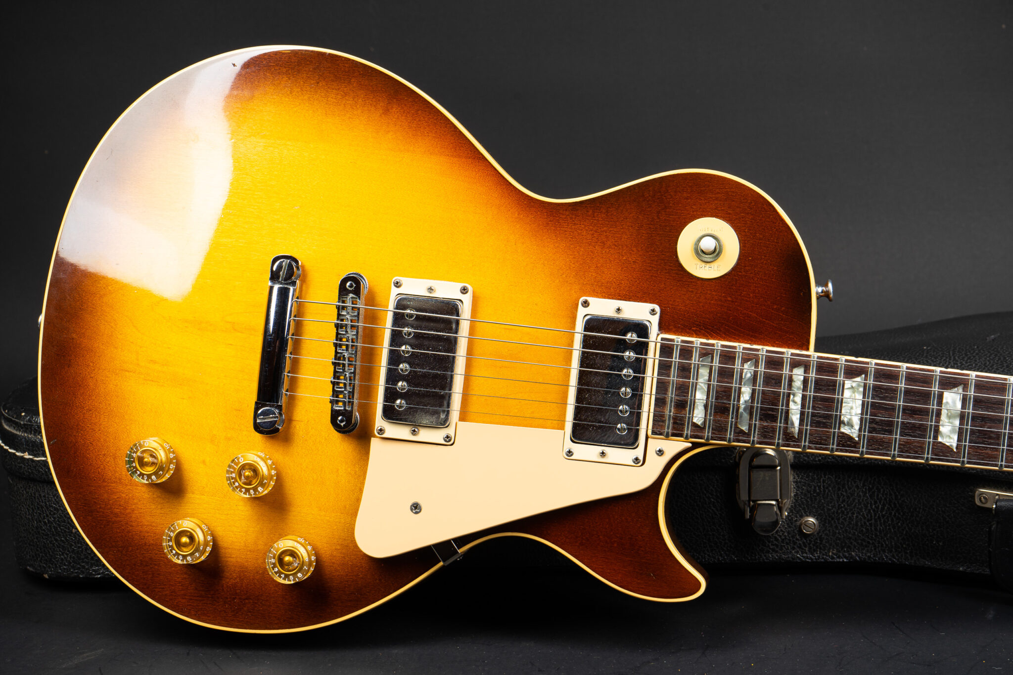 1976 Gibson Les Paul Standard – Sunburst – GuitarPoint