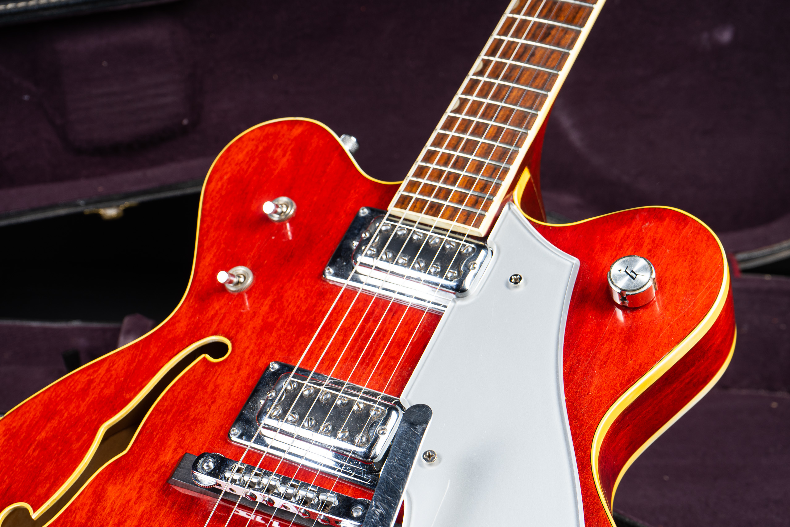 1976 Gretsch 7660 Chet Atkins Nashville - Red - GuitarPoint