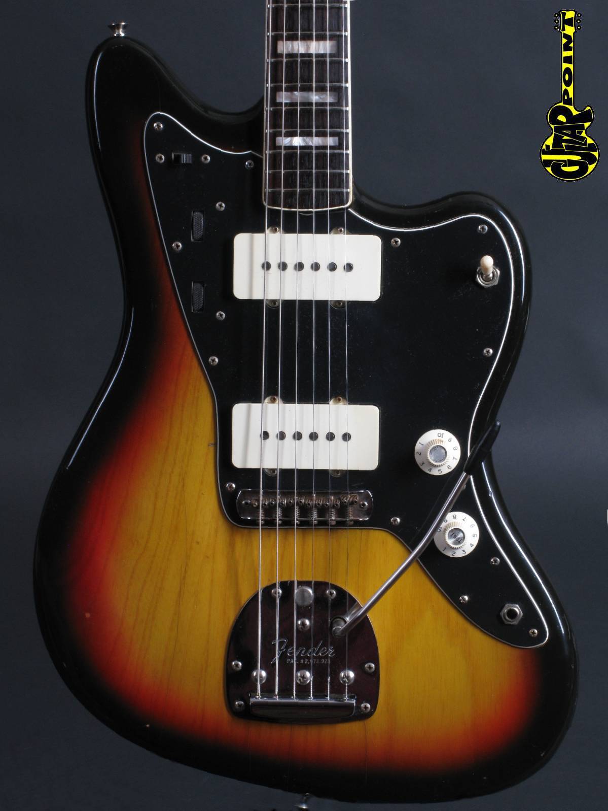 fender jazzmaster sunburst black pickguard