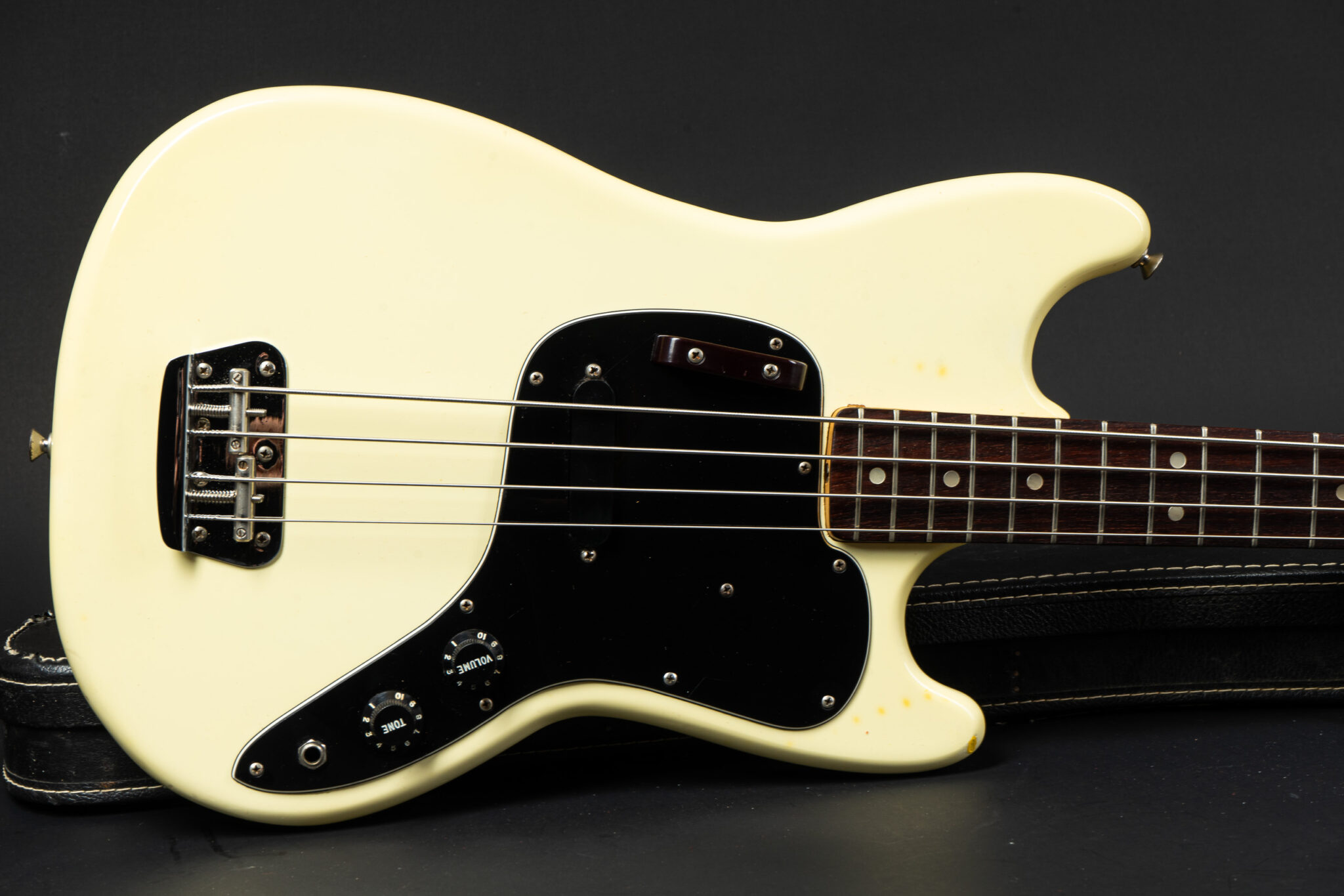 1975 musicmaster bass