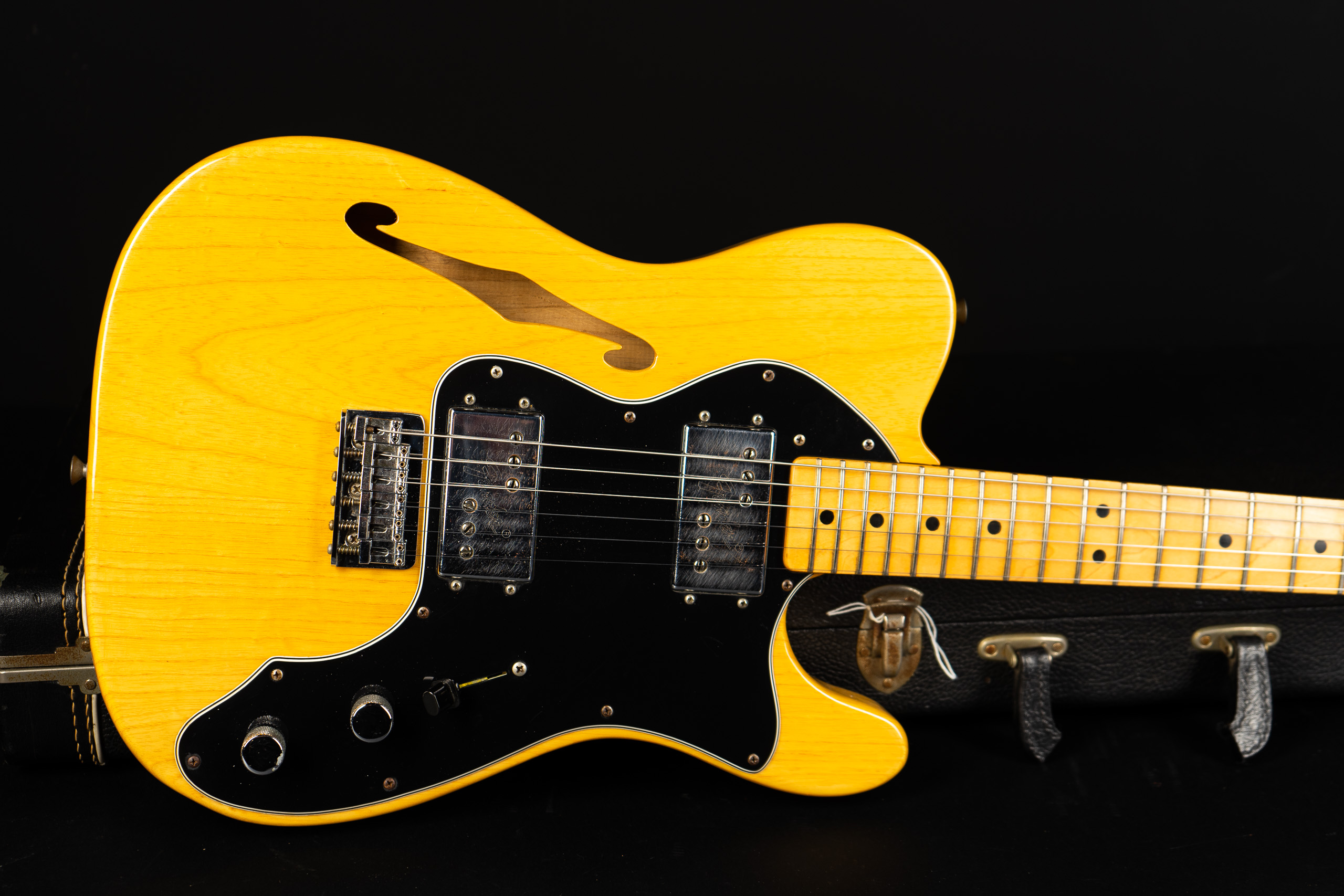 Fender   / TelecasterThinline  美品 1977 Fender Telecaster Thinline – Natural – GuitarPoint