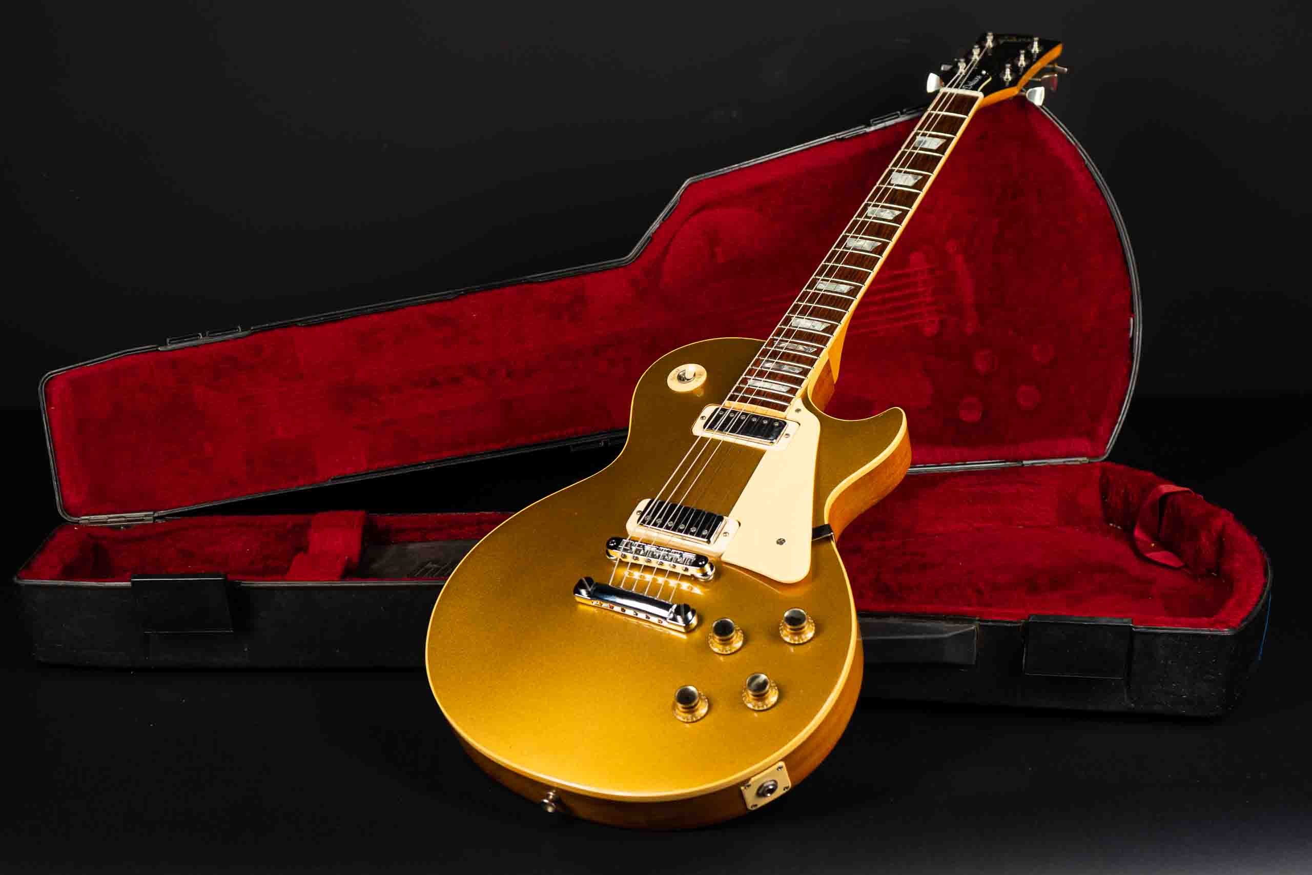 1977 Gibson Les Paul Deluxe – Goldtop – GuitarPoint