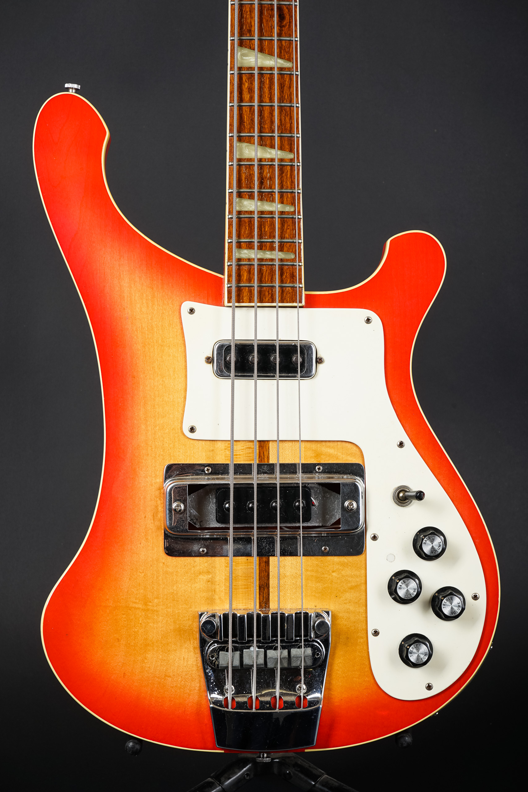 1977 rickenbacker 4001 bass