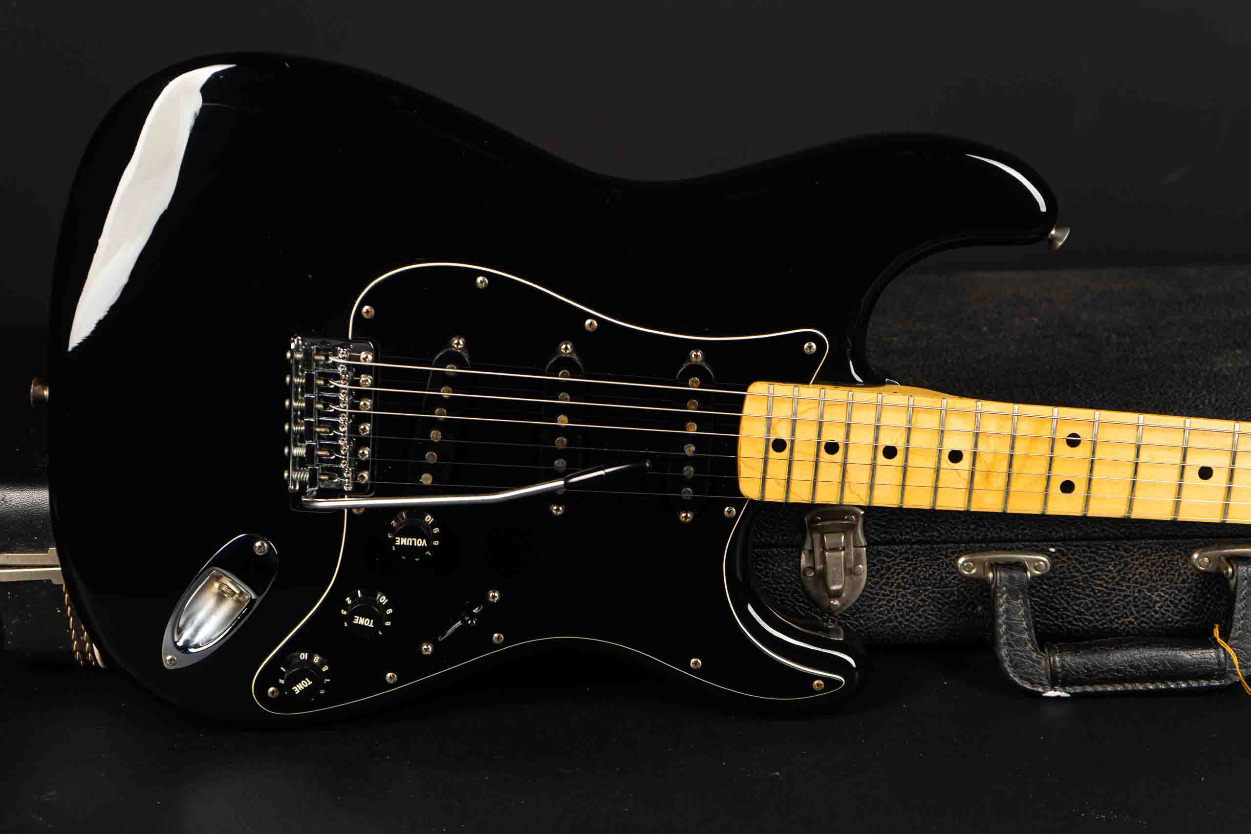 FenderPlayerStratocaster 美品 1978 Fender Stratocaster – Black – GuitarPoint