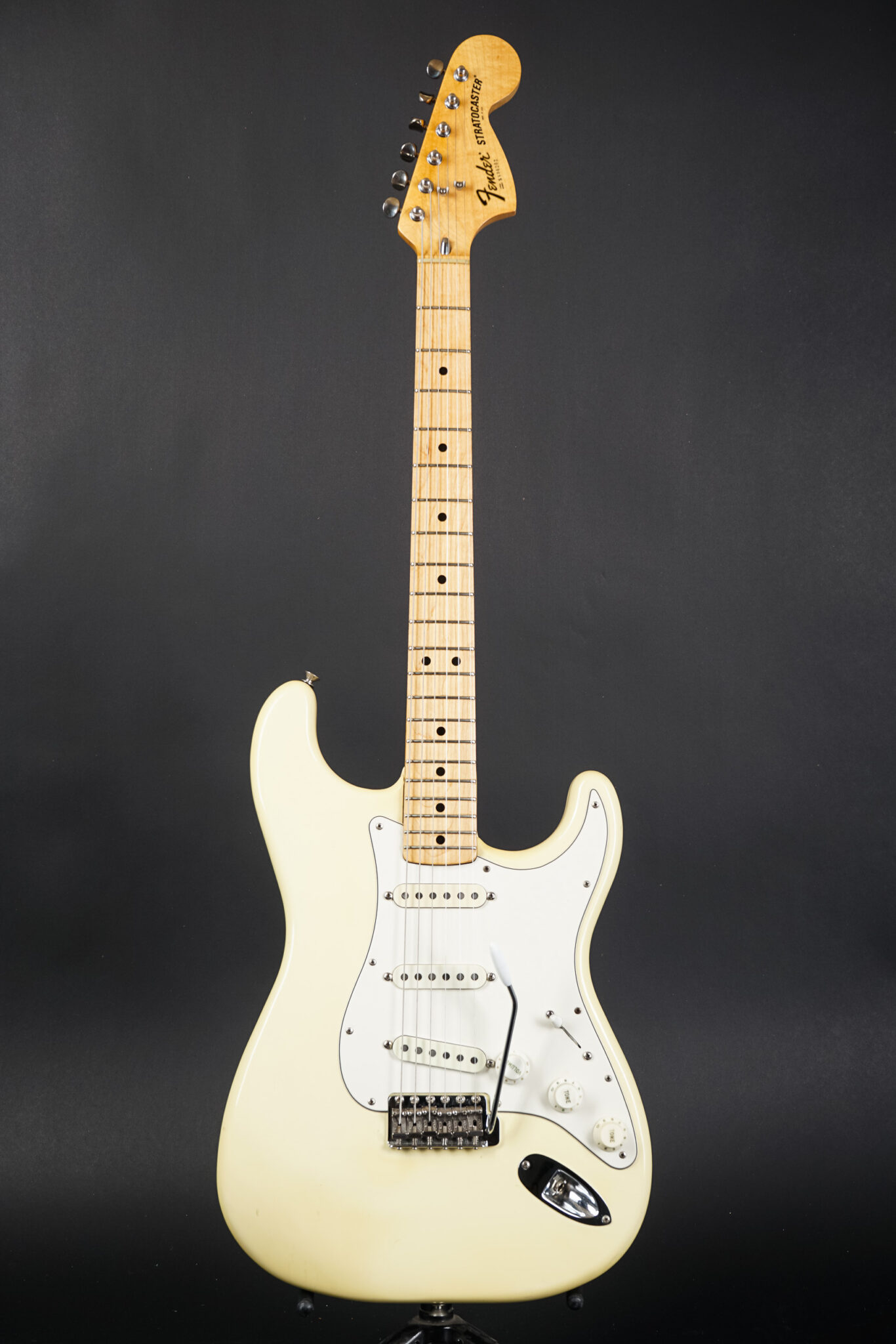 1978 Fender Stratocaster – Olympic White – GuitarPoint