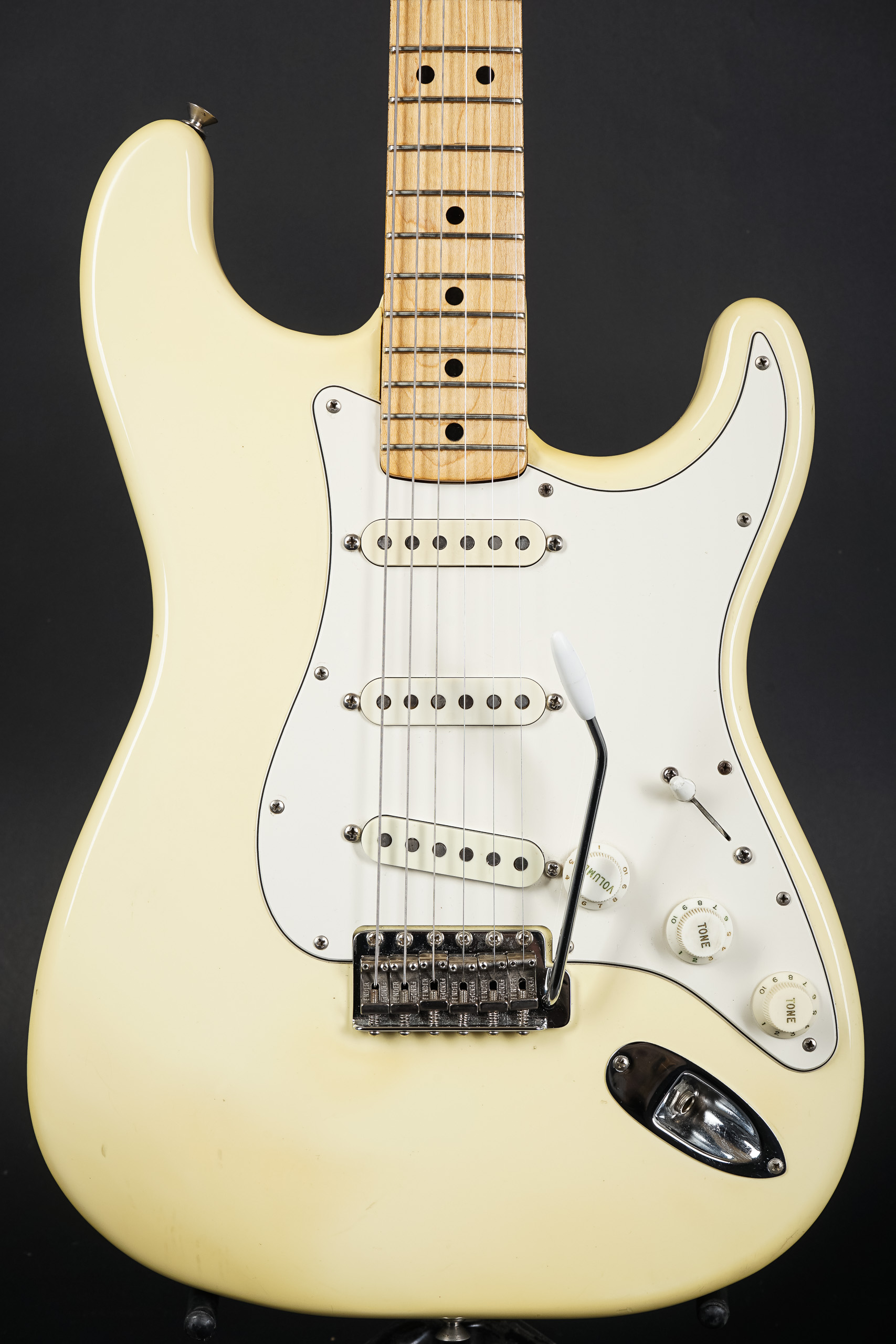 1978 Fender Stratocaster – Olympic White – GuitarPoint