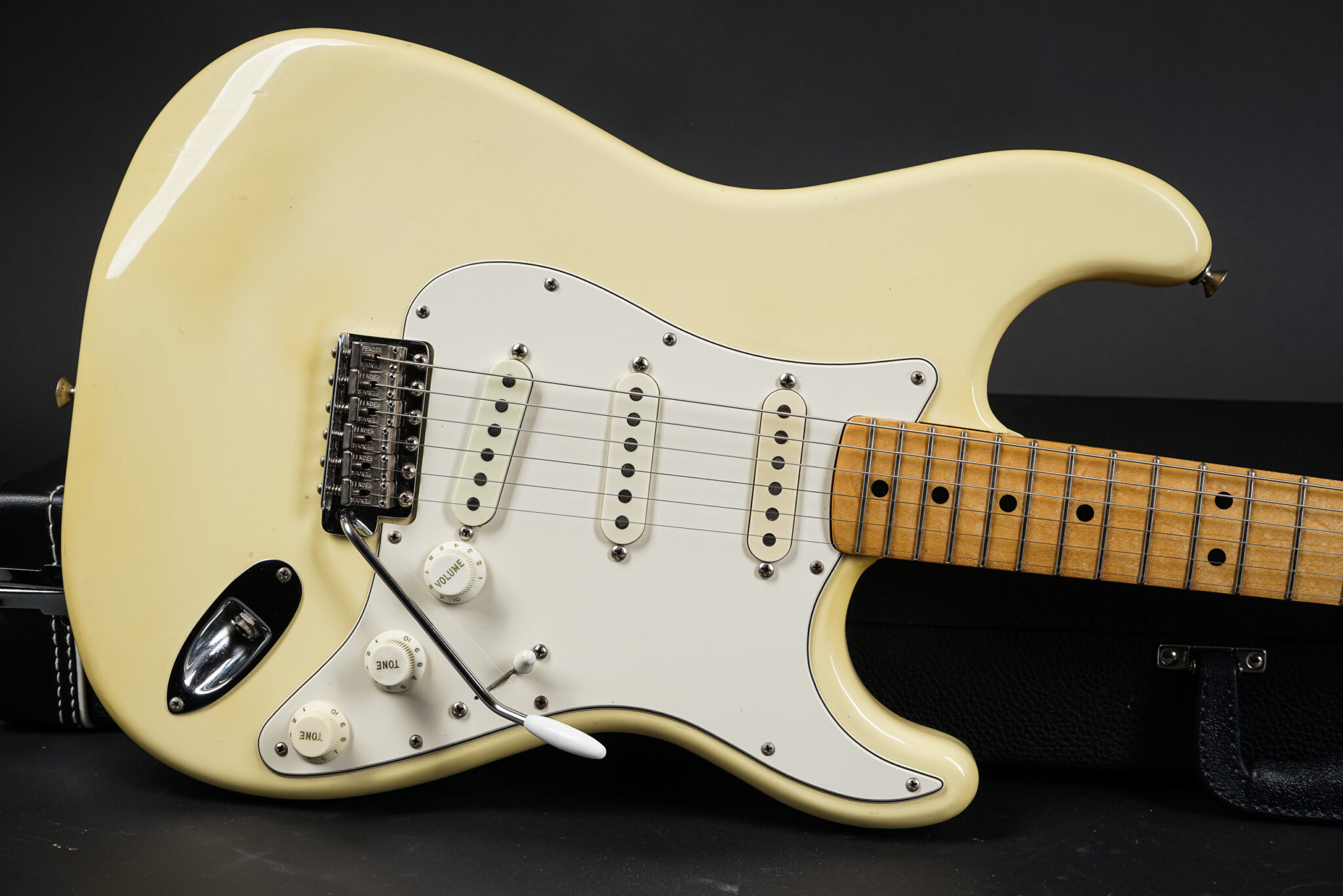 1978 Fender Stratocaster – Olympic White – GuitarPoint