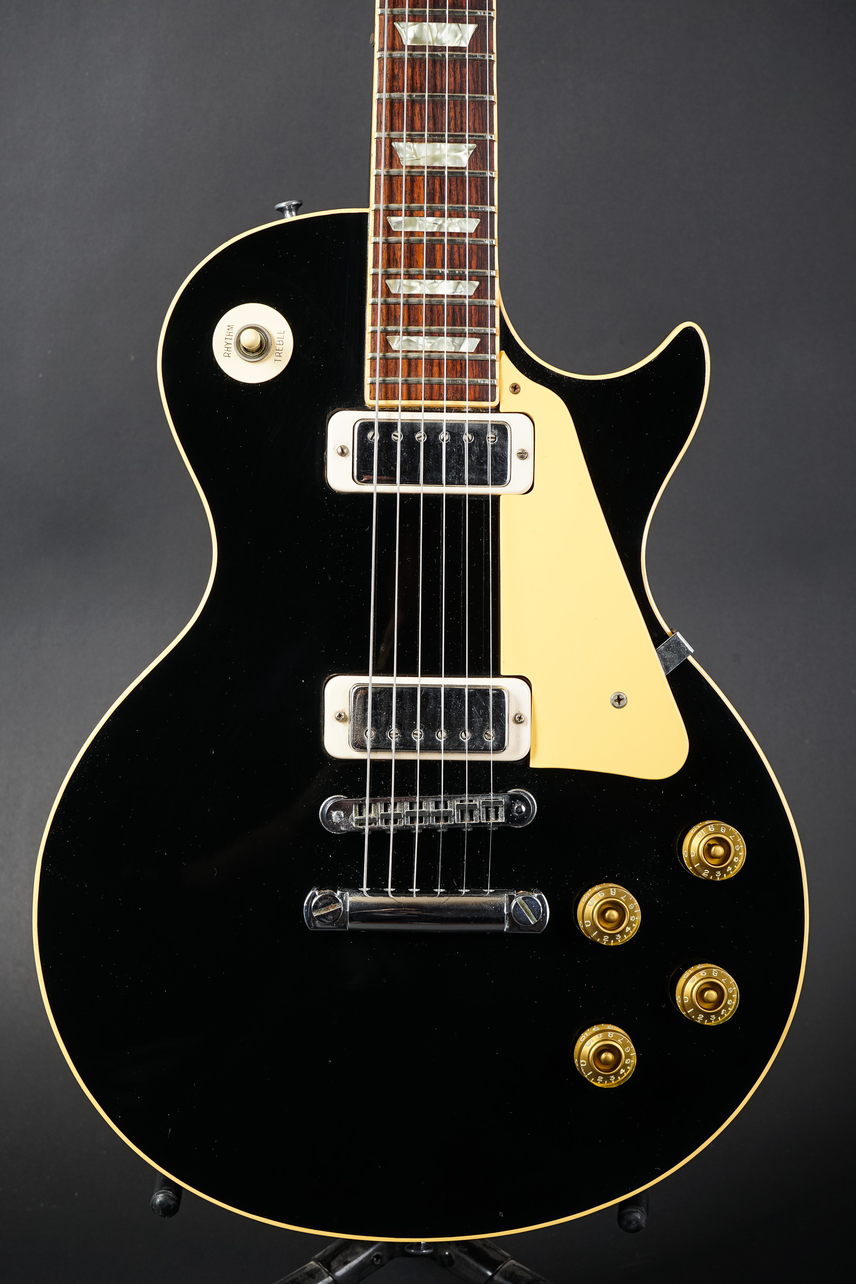 1978 Gibson Les Paul Deluxe – Black – GuitarPoint
