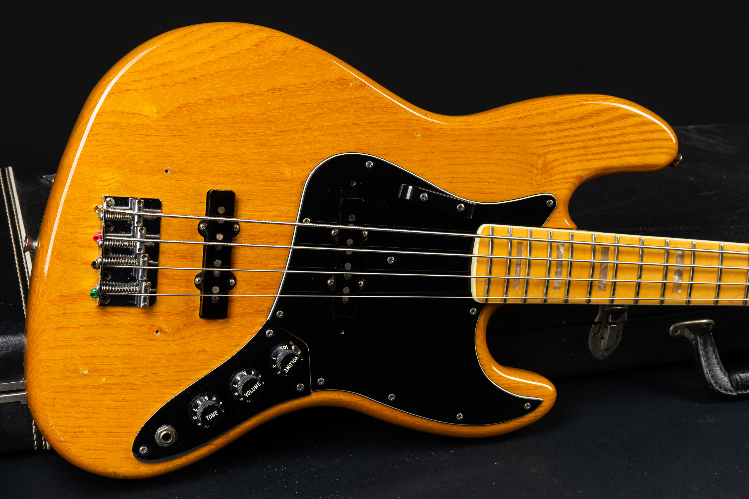 1979 Fender Jazz Bass – Natural – GuitarPoint