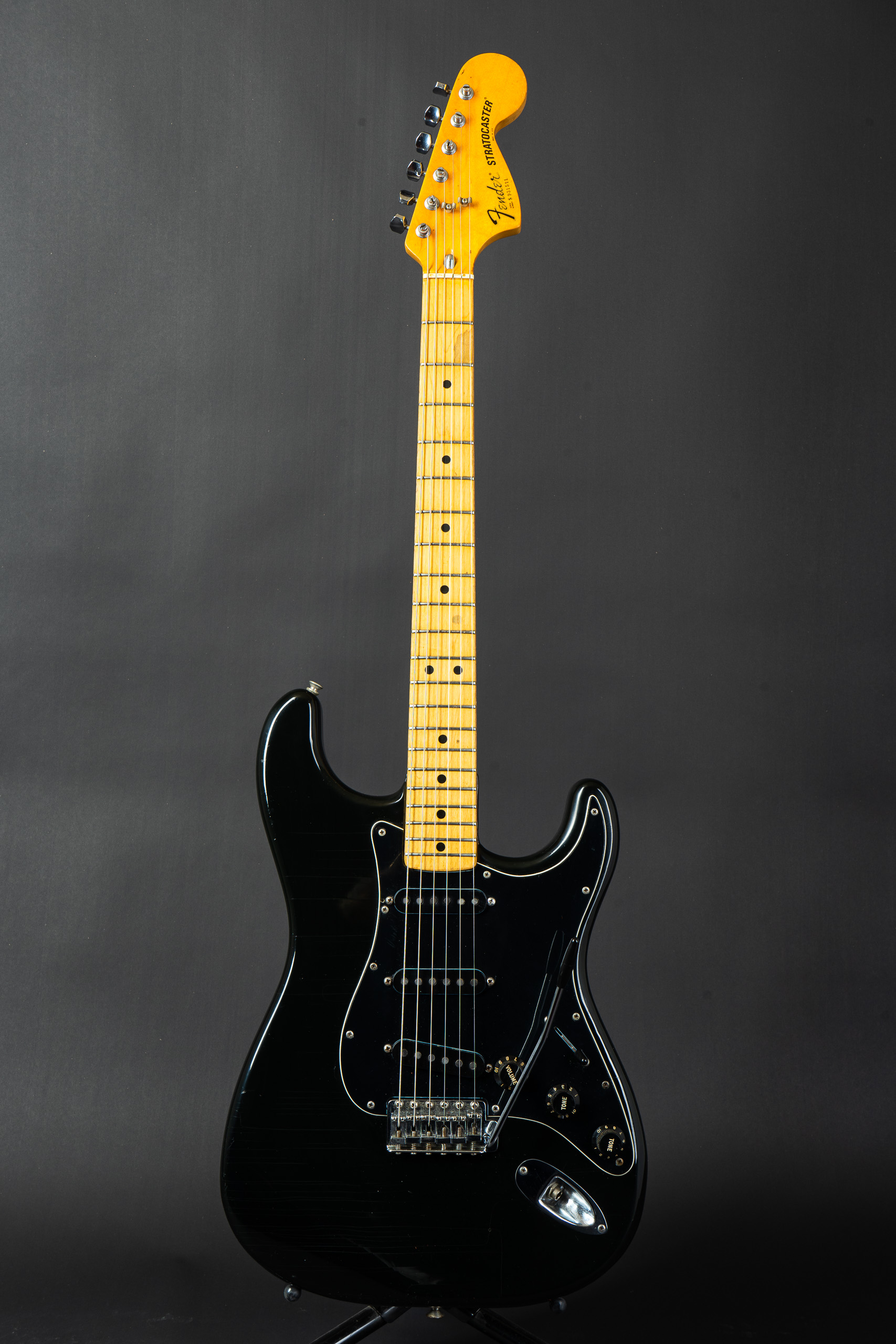 1979 Fender Stratocaster - Black - GuitarPoint