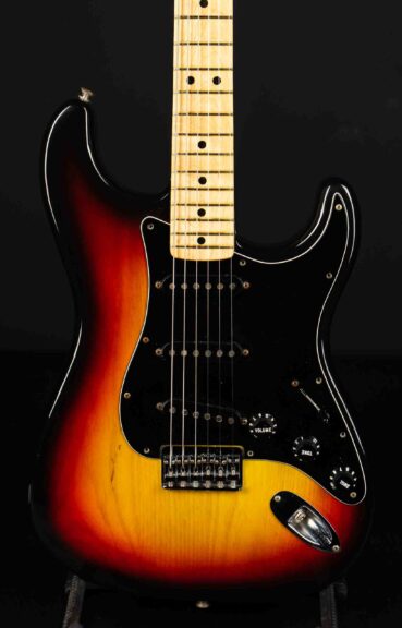 1979 Fender Stratocaster Hardtail - Sunburst