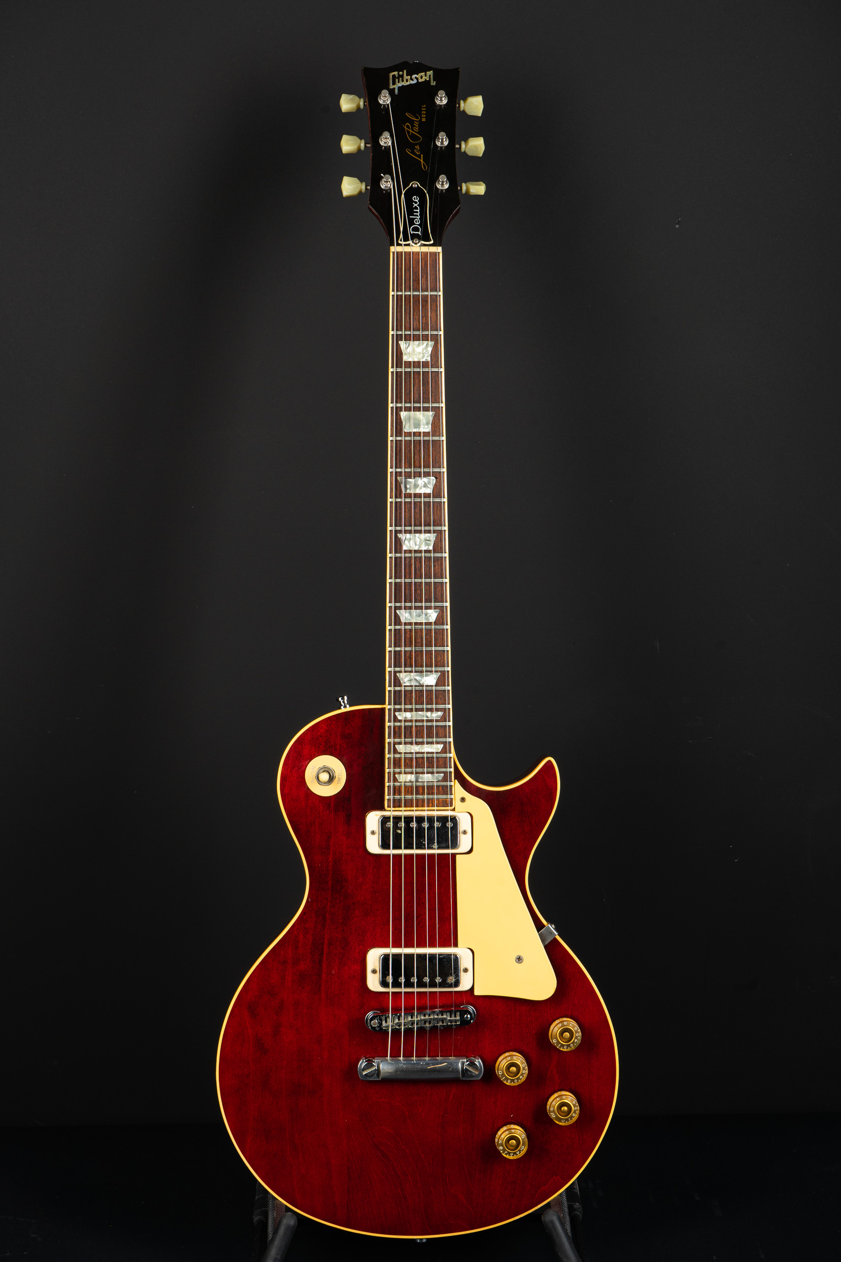 1979 Gibson Les Paul Deluxe – Winered 4,3 Kg! – GuitarPoint