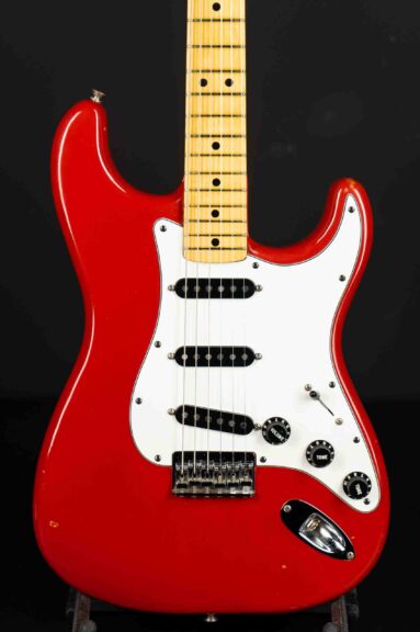1980 Fender Stratocaster - Morocco Red