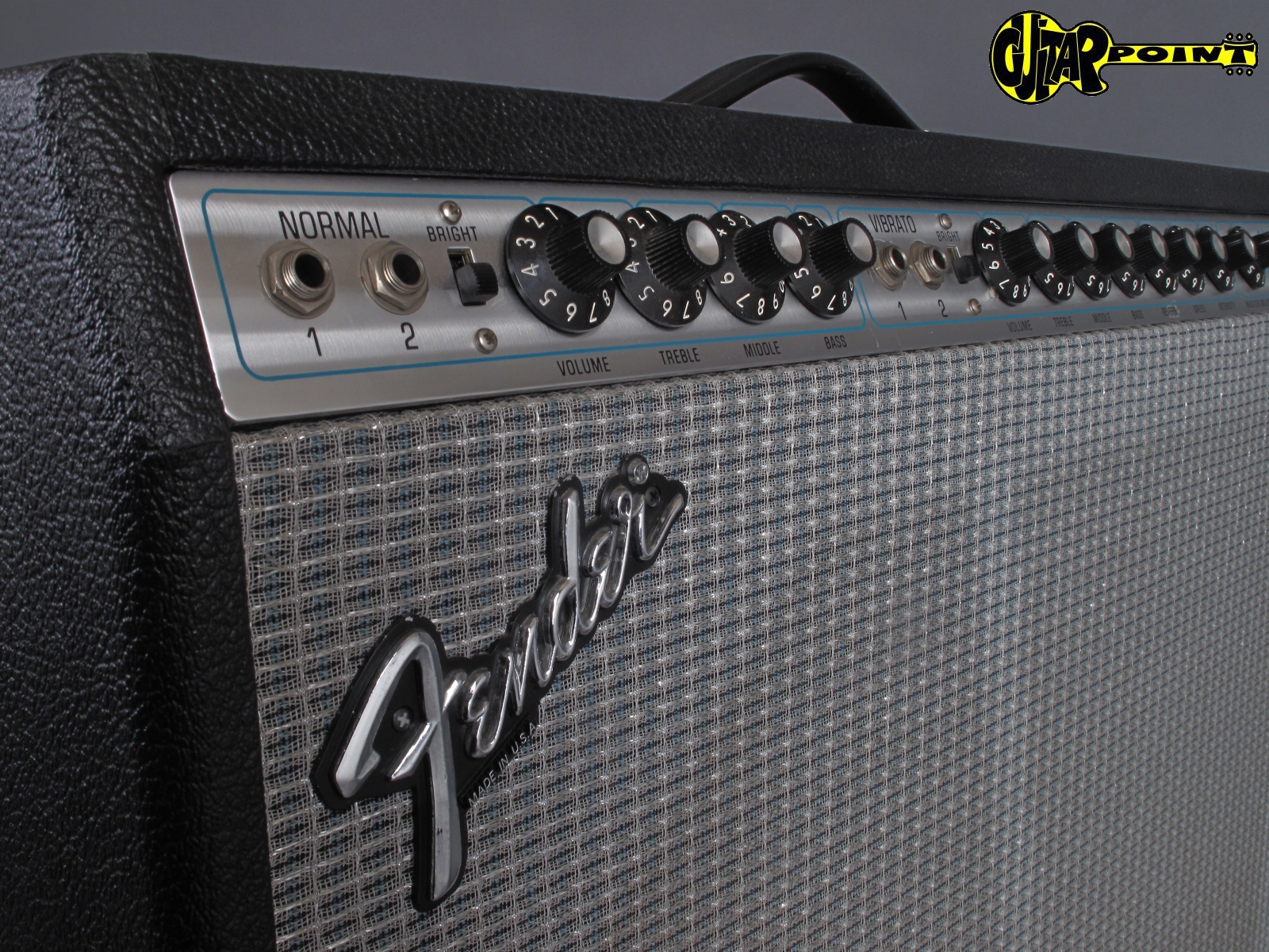 1980 Fender Super Reverb 4×10″ / Export version …mint