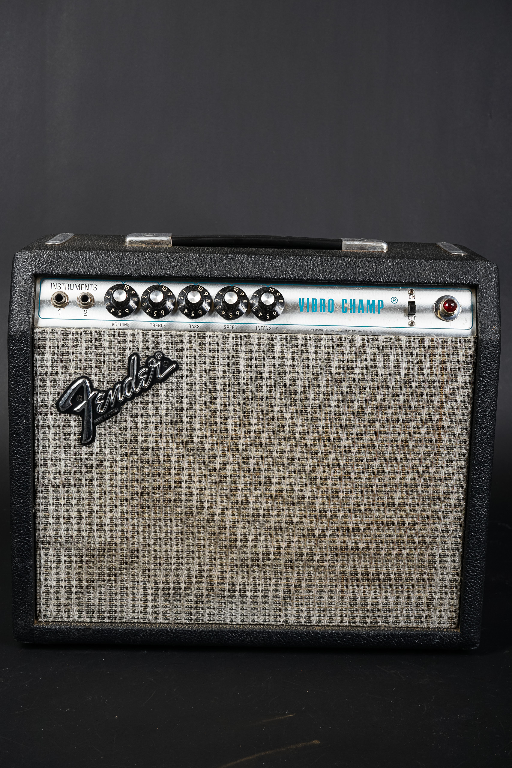1980-Fender-Vibro-Champ-