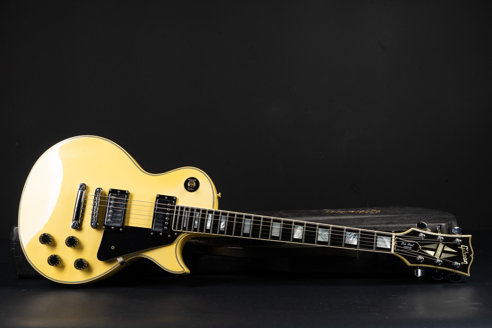 ギター Les Paul Custom Alpine White 1980 Gibson Les Paul Custom – Alpine White – GuitarPoint