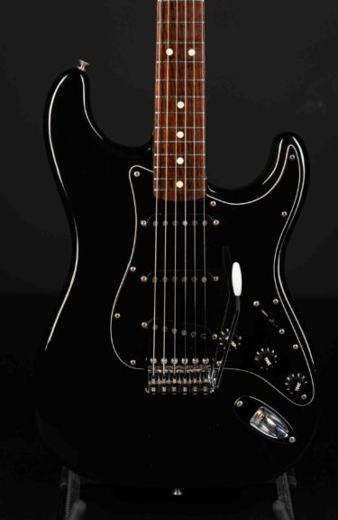 1981 Fender Stratocaster - Black