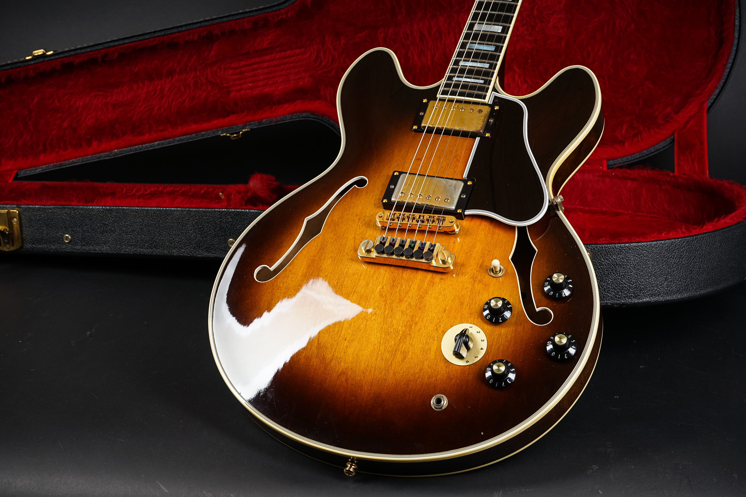 1981 Gibson ES-355 TDSV - Sunburst - GuitarPoint