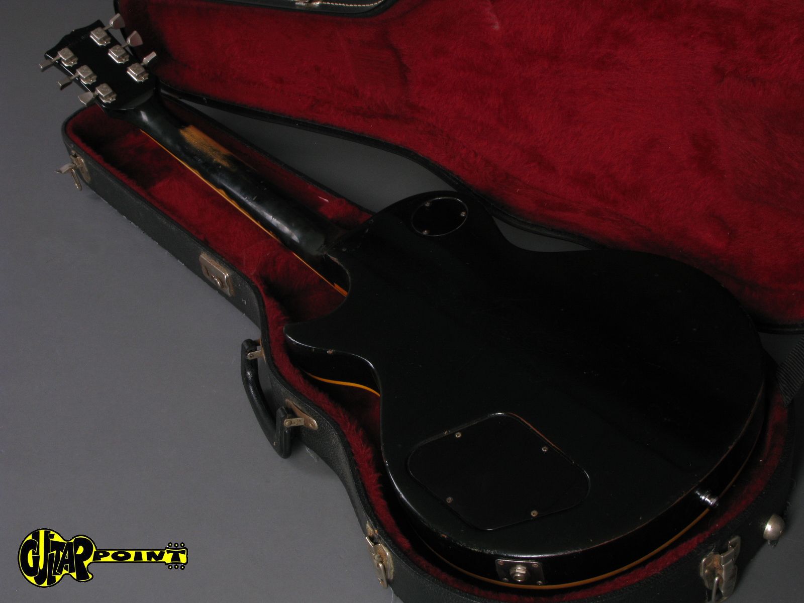 1981 Gibson Les Paul Deluxe – Ebony – Guitarpoint