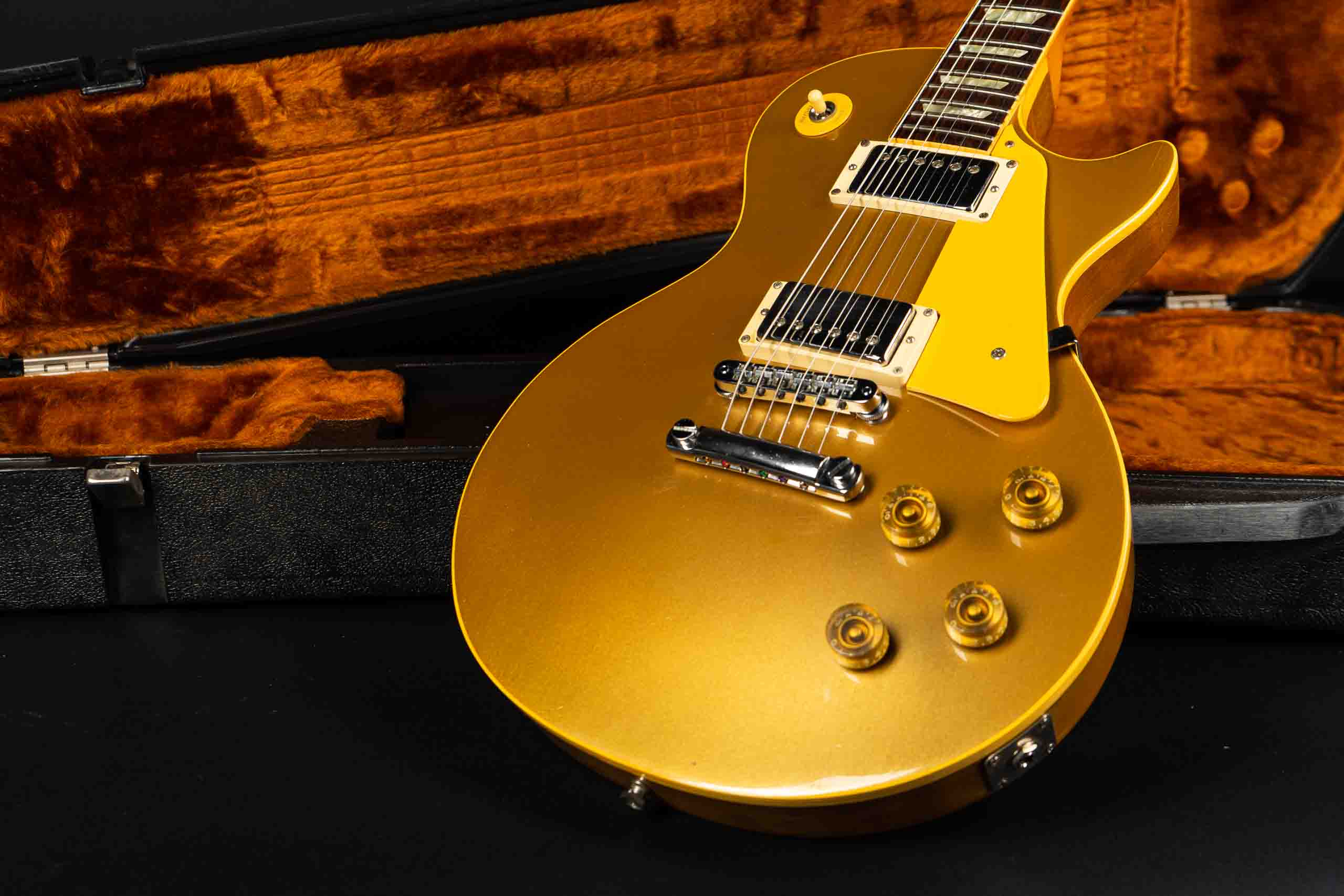 Les Paul standard　GoldTop　韓国製 Les Paul – All Gold – Davidson's Well Strung Guitars – We