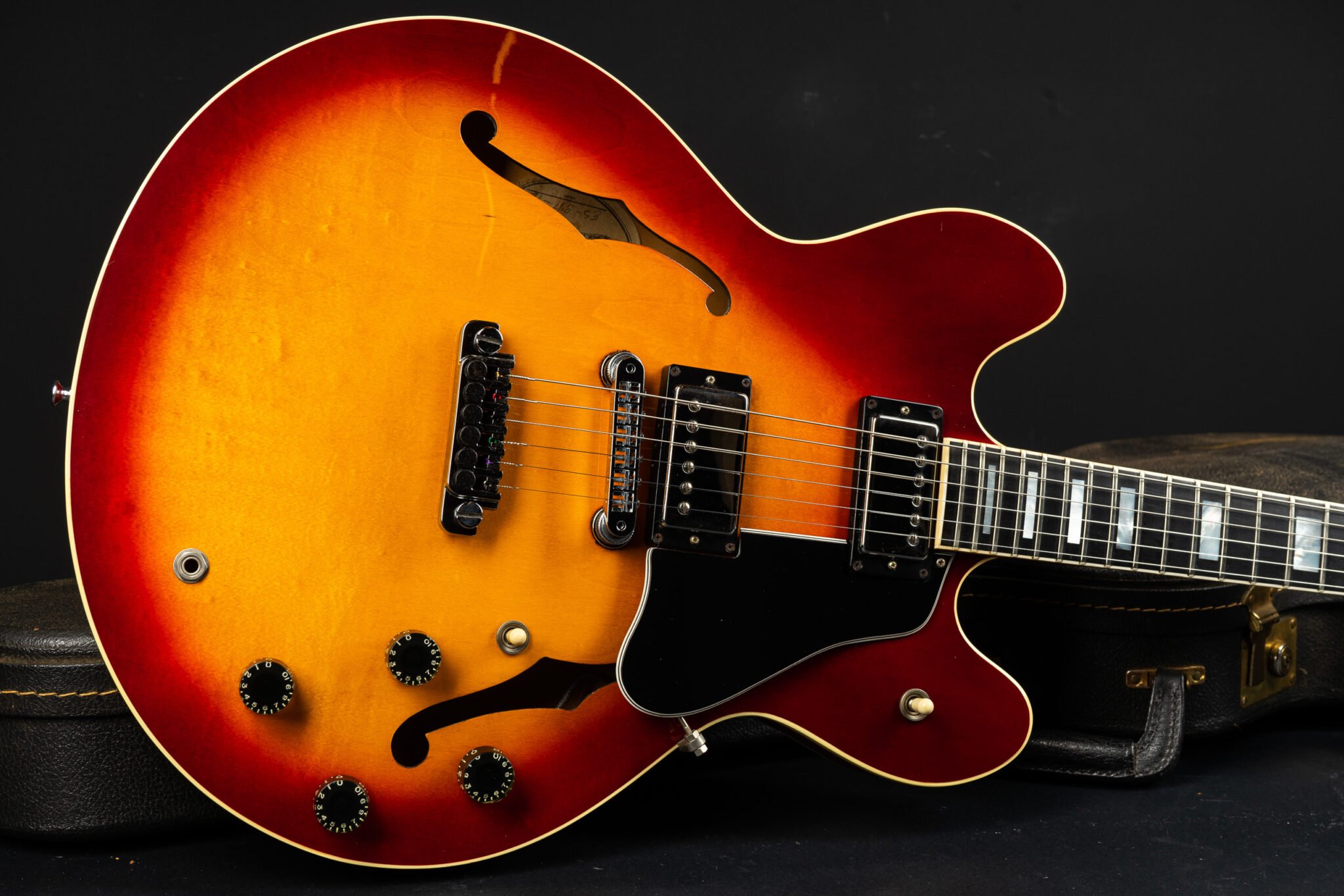 1982 Gibson ES-347 – Cherry Sunburst – GuitarPoint