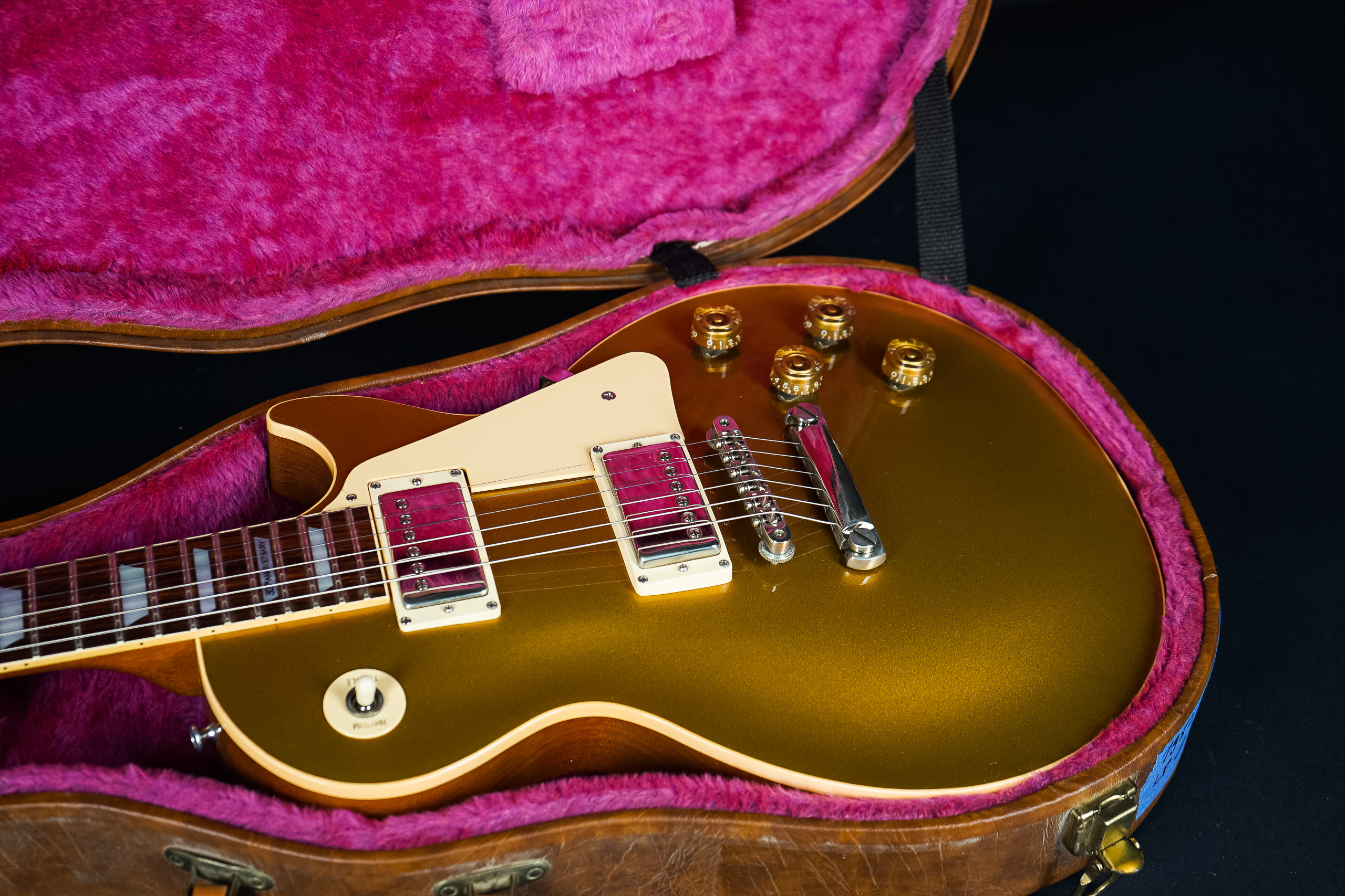 1982 Gibson Les Paul 30th Anniversary - Goldtop - GuitarPoint
