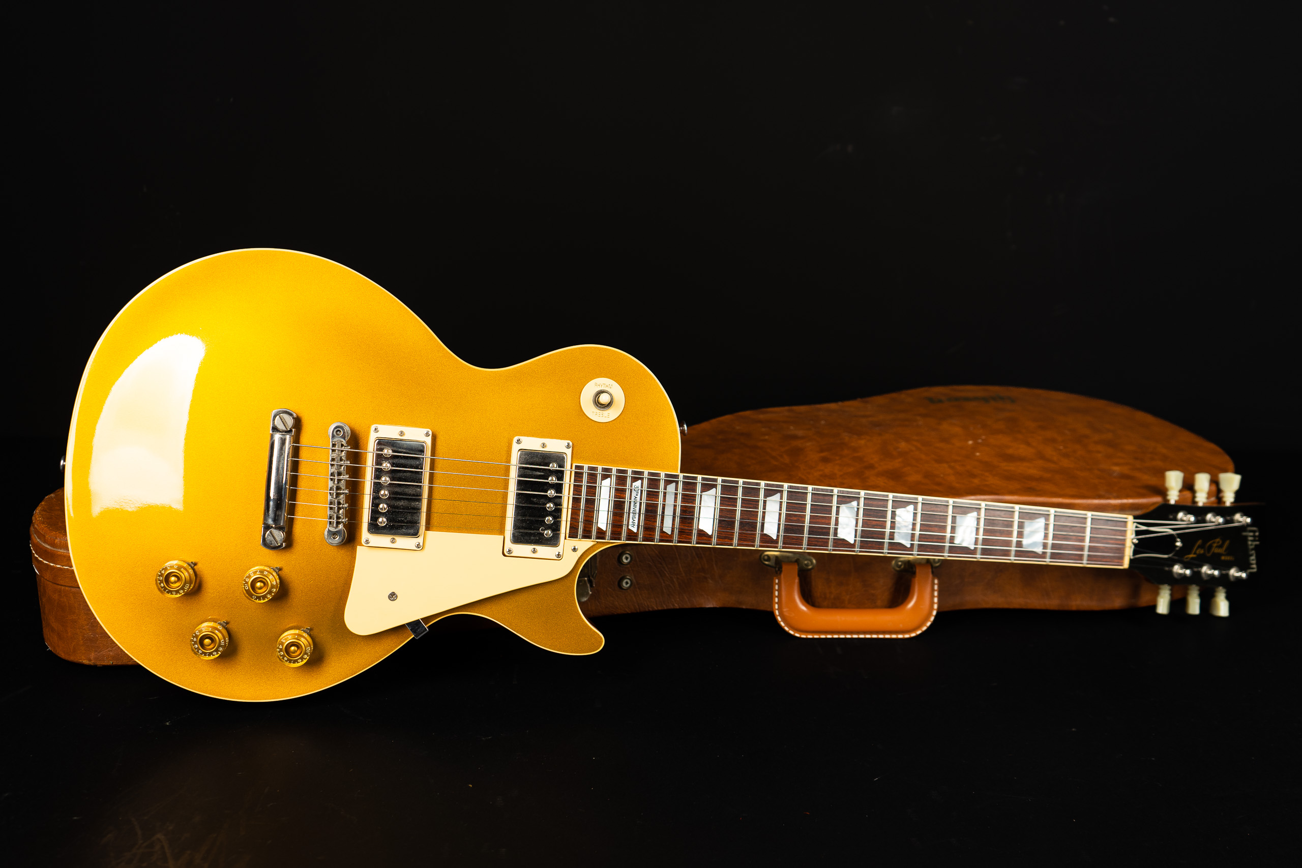1982 Gibson Les Paul 30th Anniversary - Goldtop - GuitarPoint
