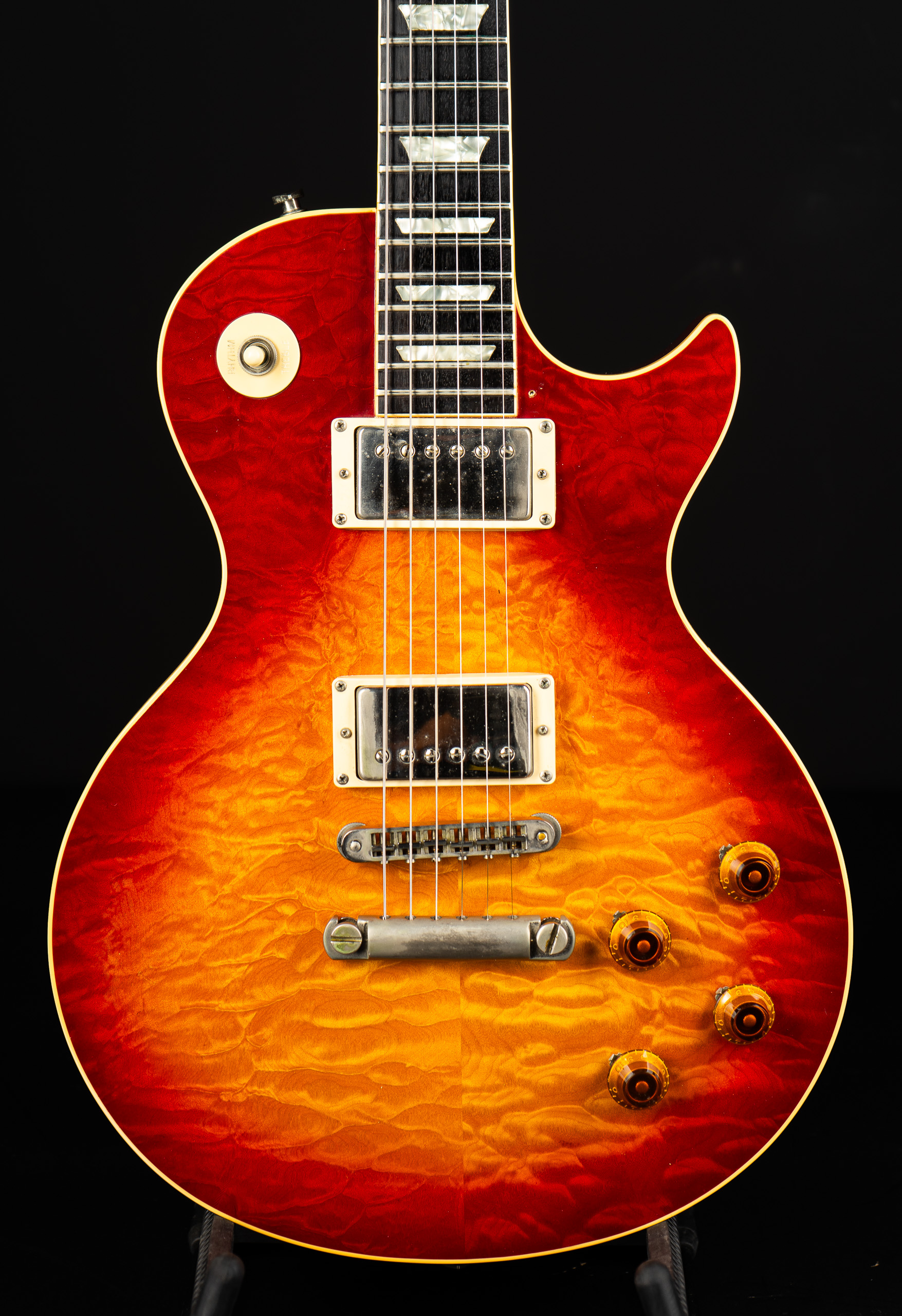 1982 Gibson Les Paul Heritage Elite – Cherry Sunburst