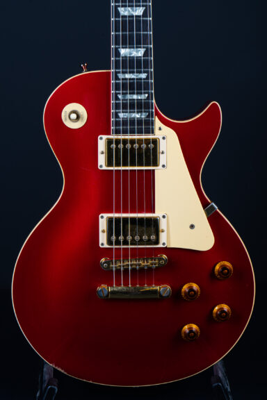 1982 Gibson Les Paul Standard - Candy Apple Red