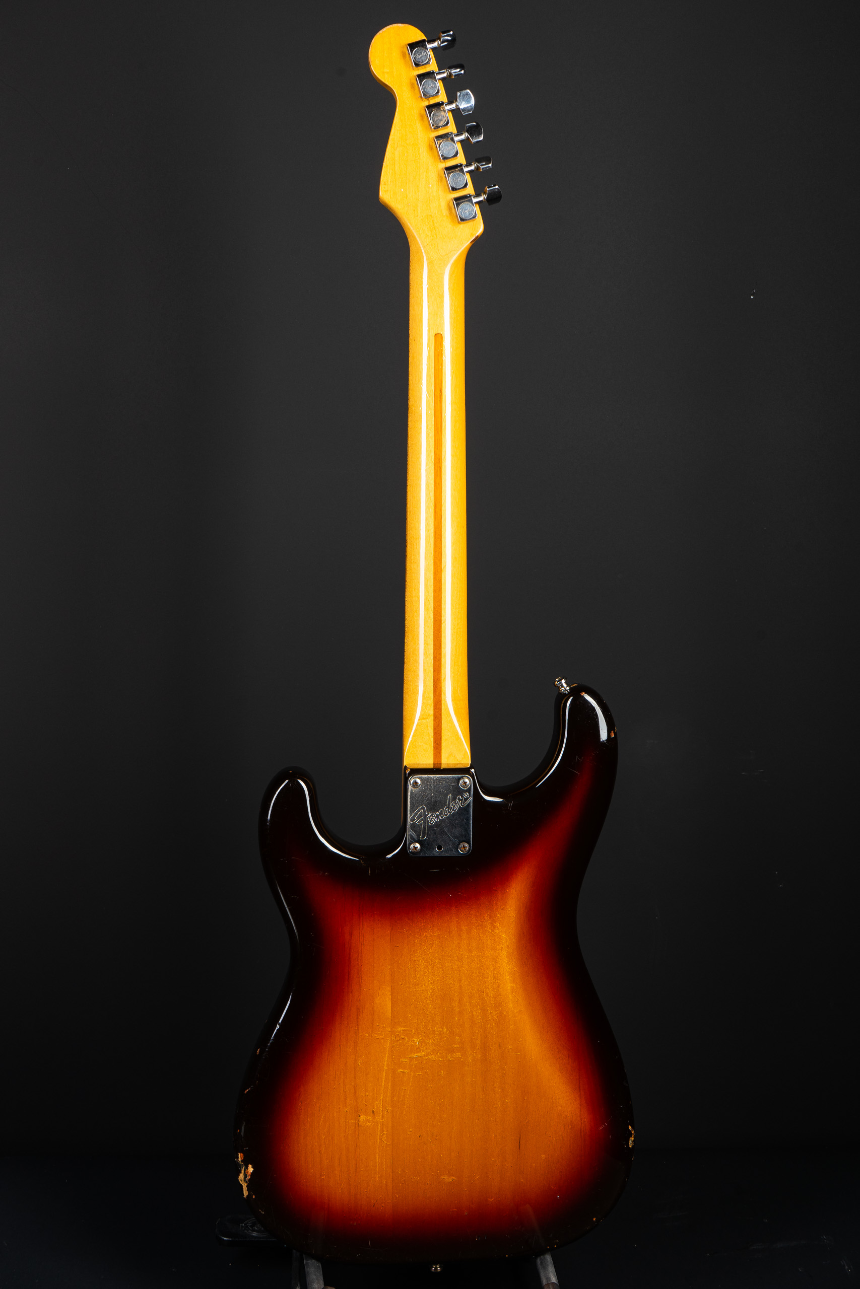 1983 Fender Stratocaster - Sunburst - GuitarPoint
