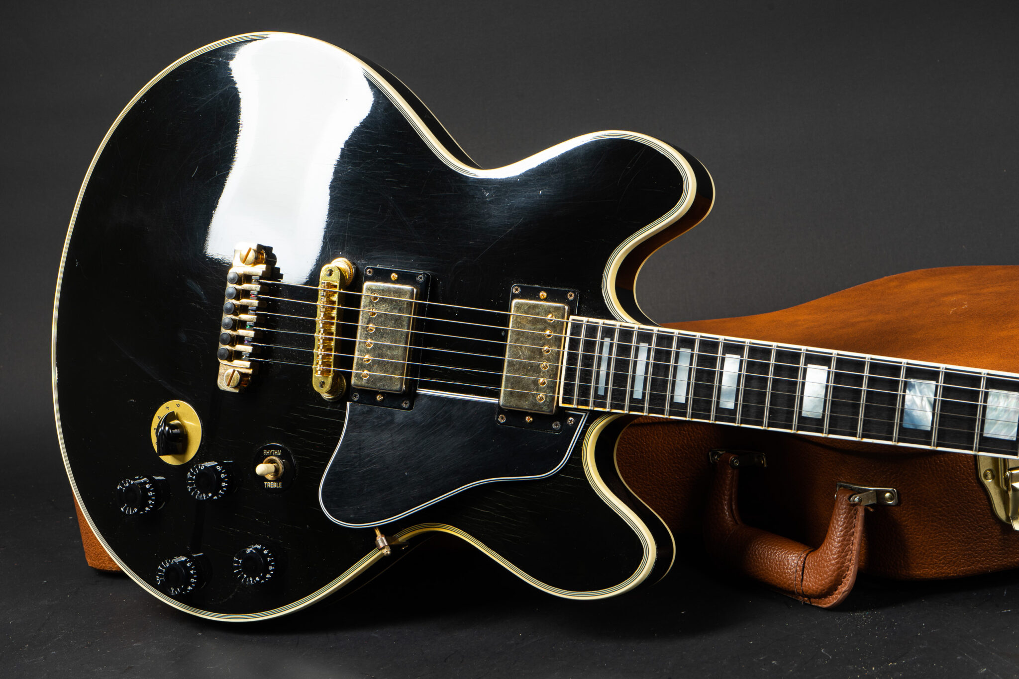 1983 Gibson B.B. King Lucille – Ebony – GuitarPoint