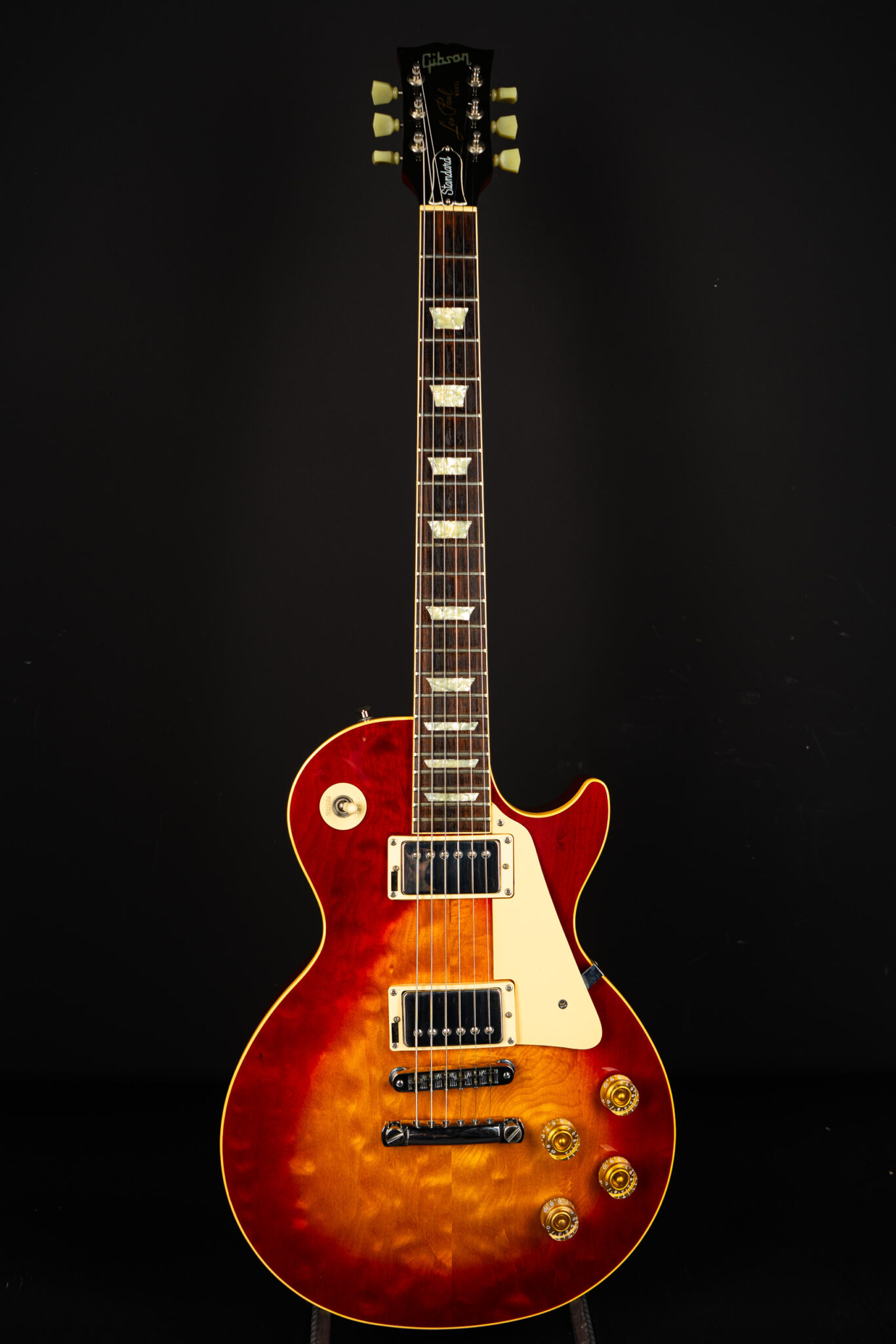 1984 Gibson Les Paul Standard – Quilt Top. …3,8Kg – GuitarPoint