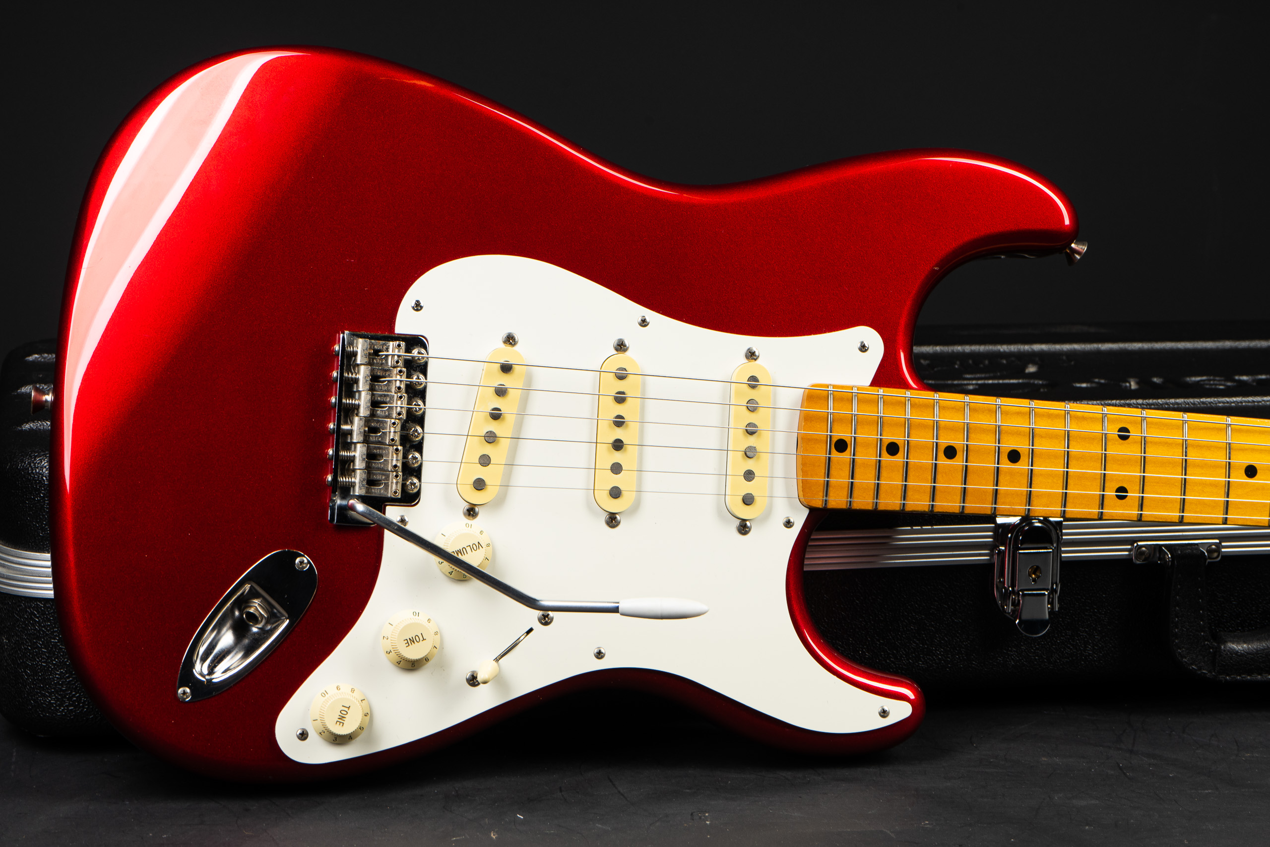 1987 Fender Stratocaster MIJ Fujigen 50s Reissue - Candy Apple Red