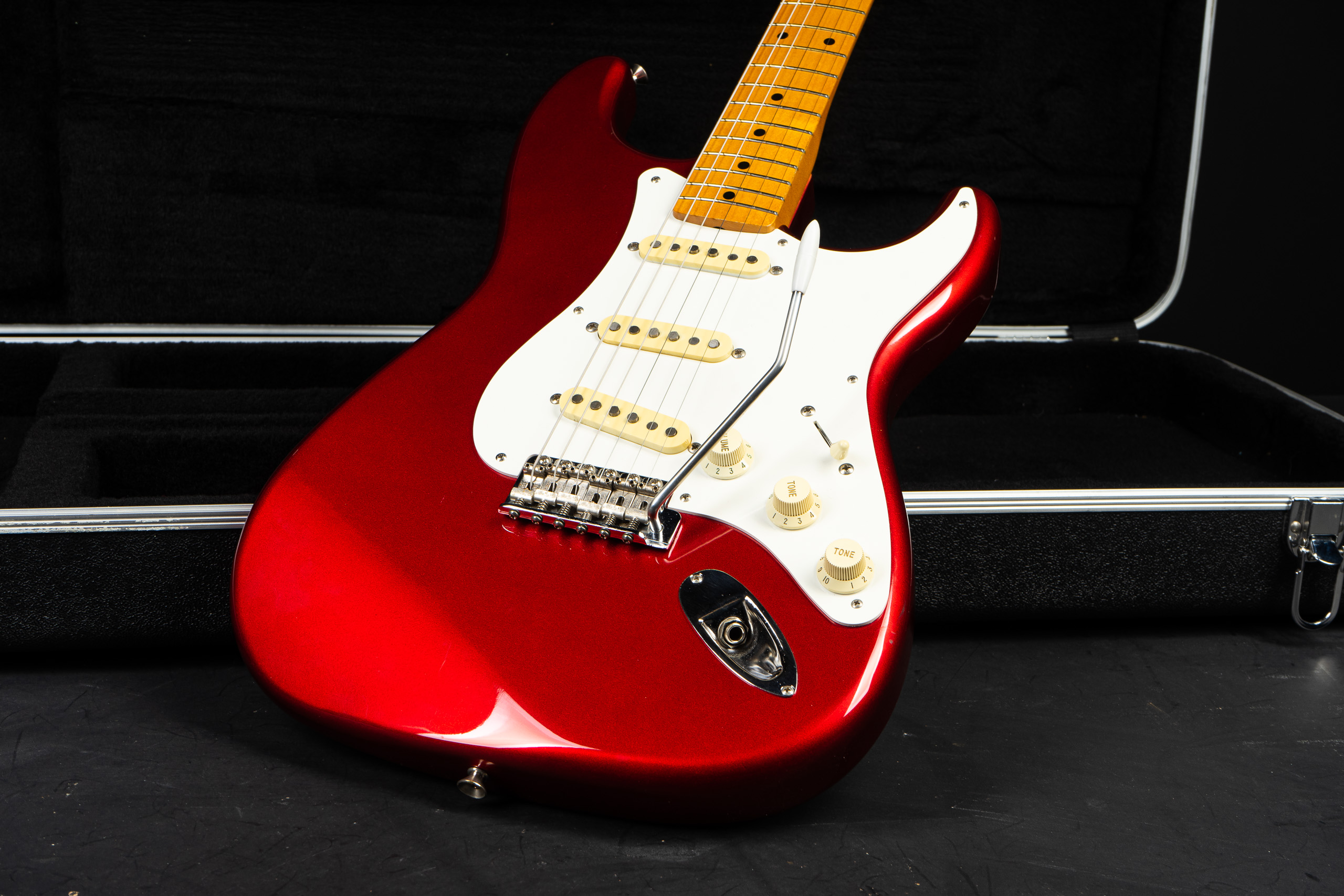 1987 Fender Stratocaster MIJ Fujigen 50s Reissue - Candy Apple Red