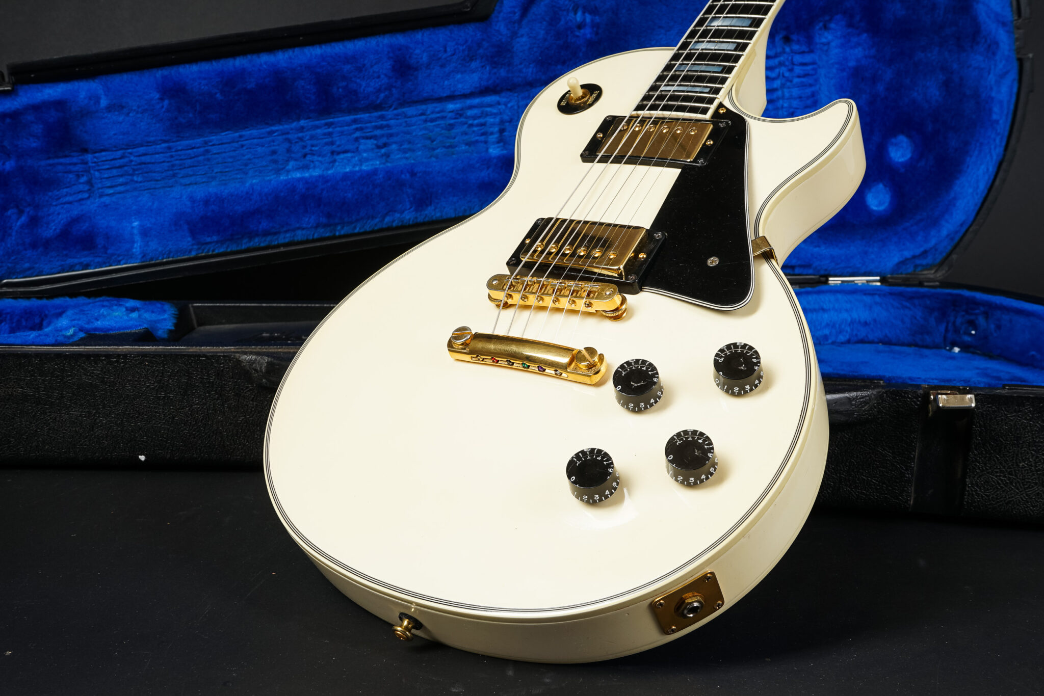 1987 Gibson Les Paul Custom – Polaris White – GuitarPoint